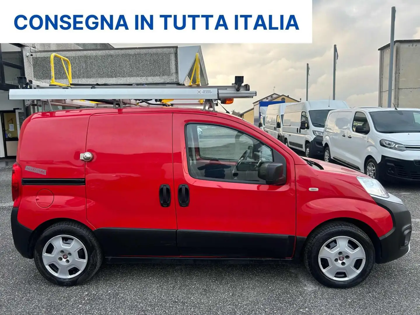 Fiat Fiorino 1.3 MJT 95CV ADVENTURE-OFFICINA MOBILE EX TELECOM- Rouge - 2