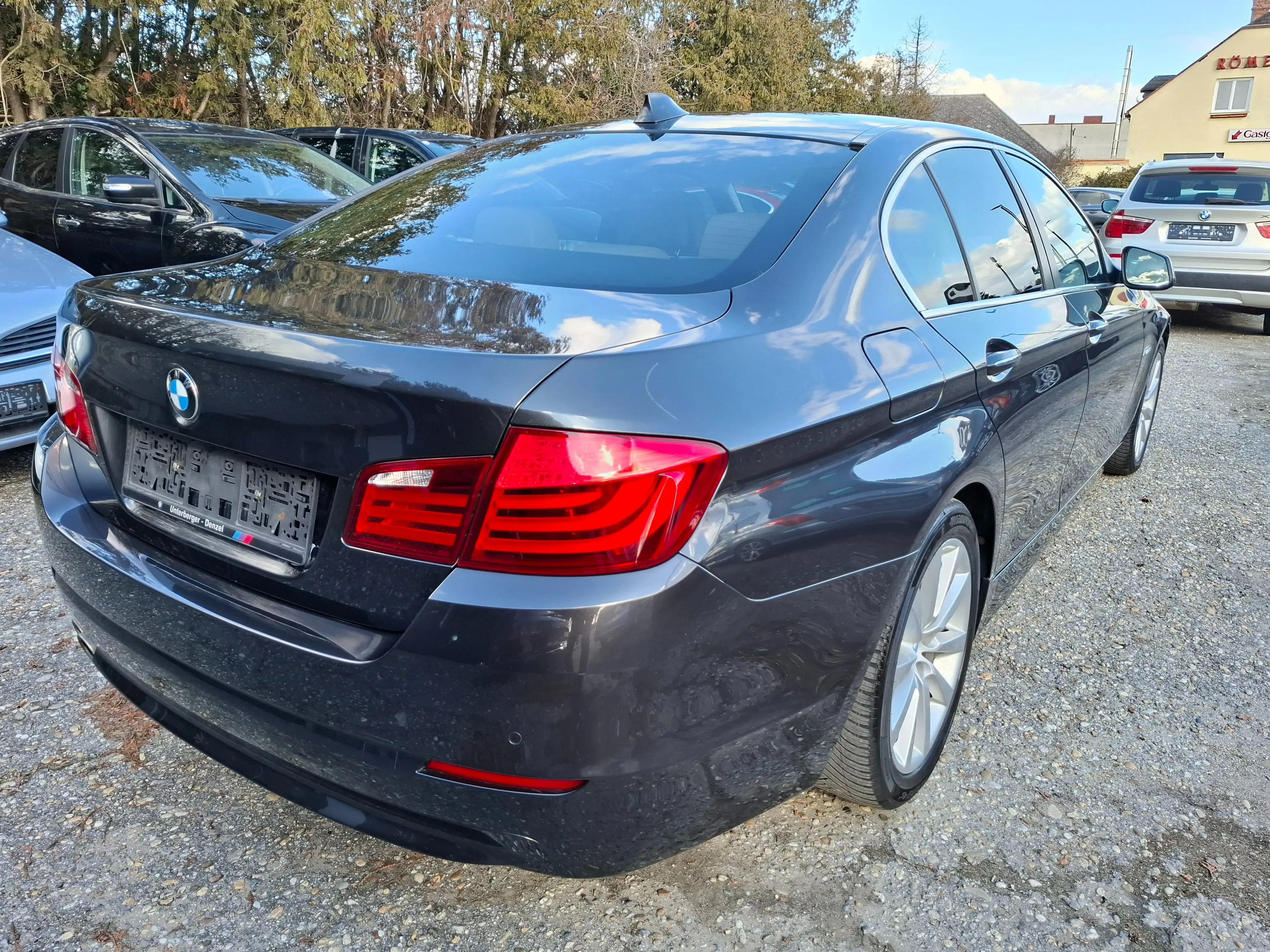BMW 528 528 i, Scheckheftgepflegt, Originalzustand — photo 5