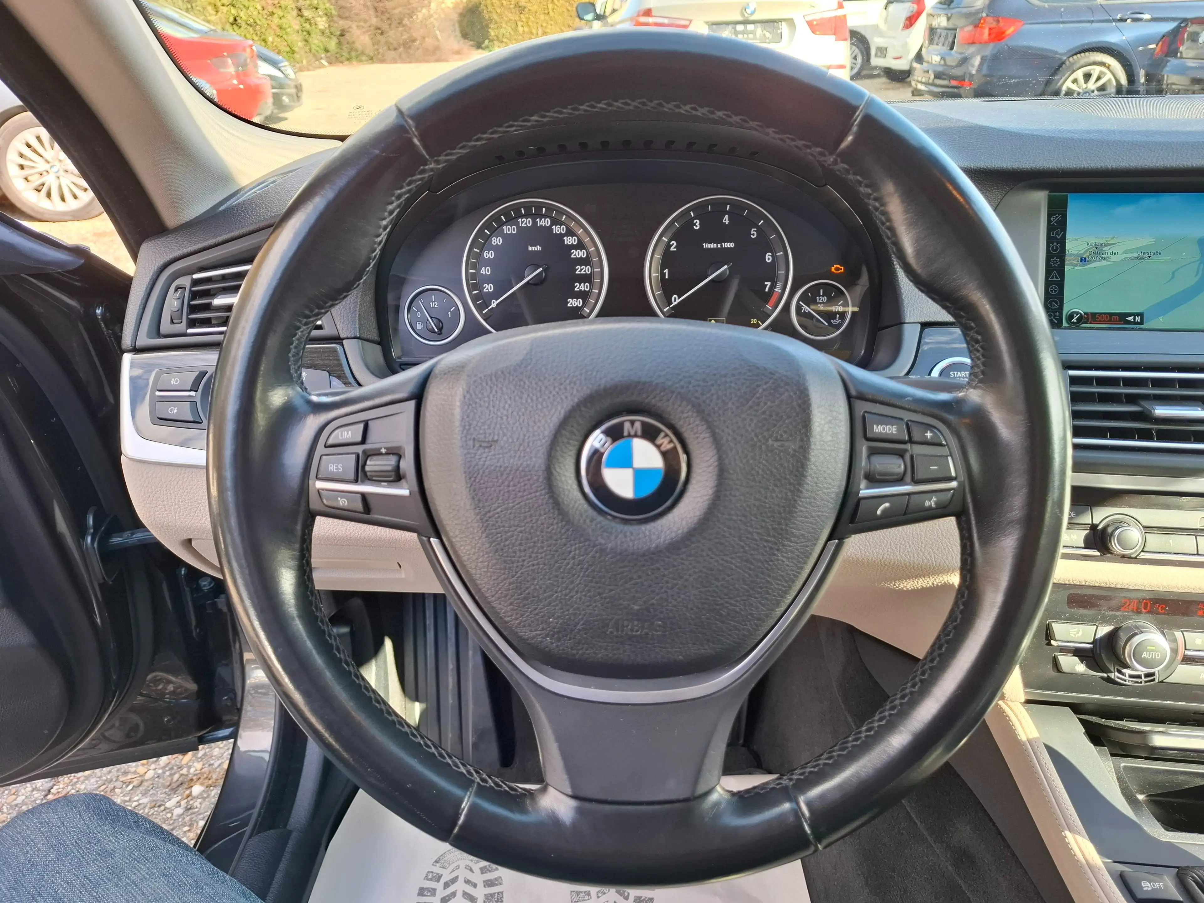 BMW 528 528 i, Scheckheftgepflegt, Originalzustand — photo 15