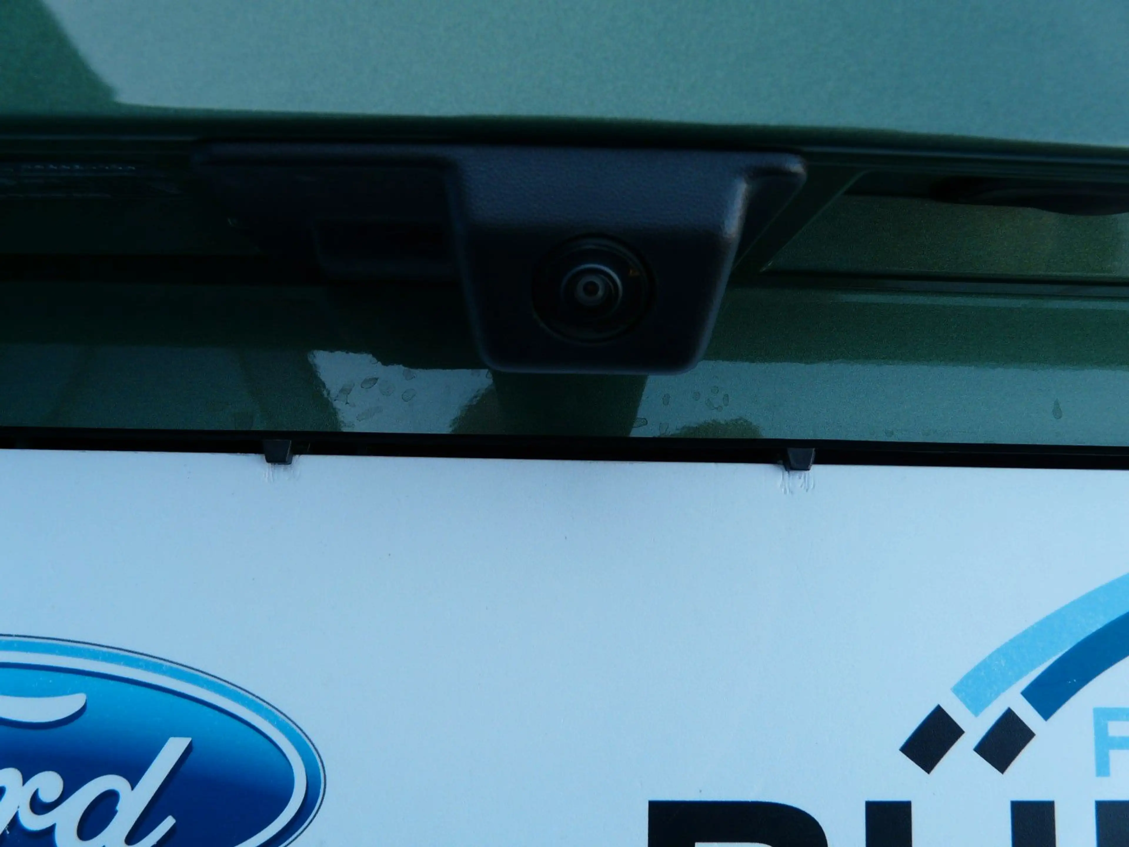 Ford Tourneo Courier Titanium *Automatik* — photo 11