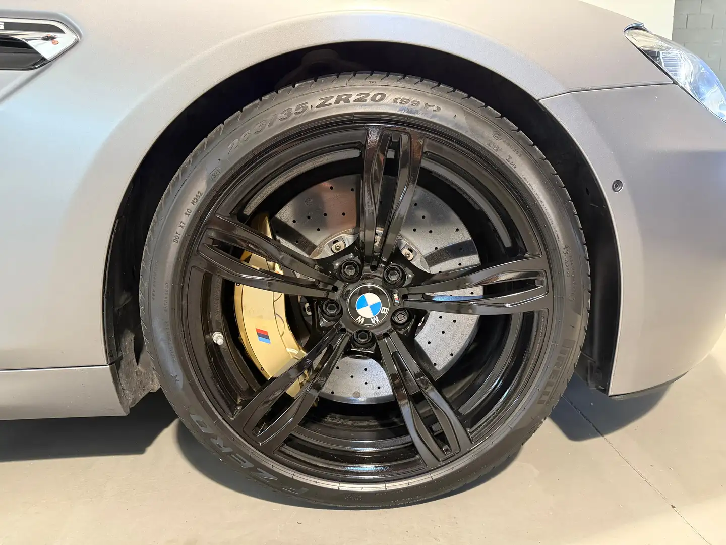 BMW M6 Coupe 4.4 V8 600cv competition - 1