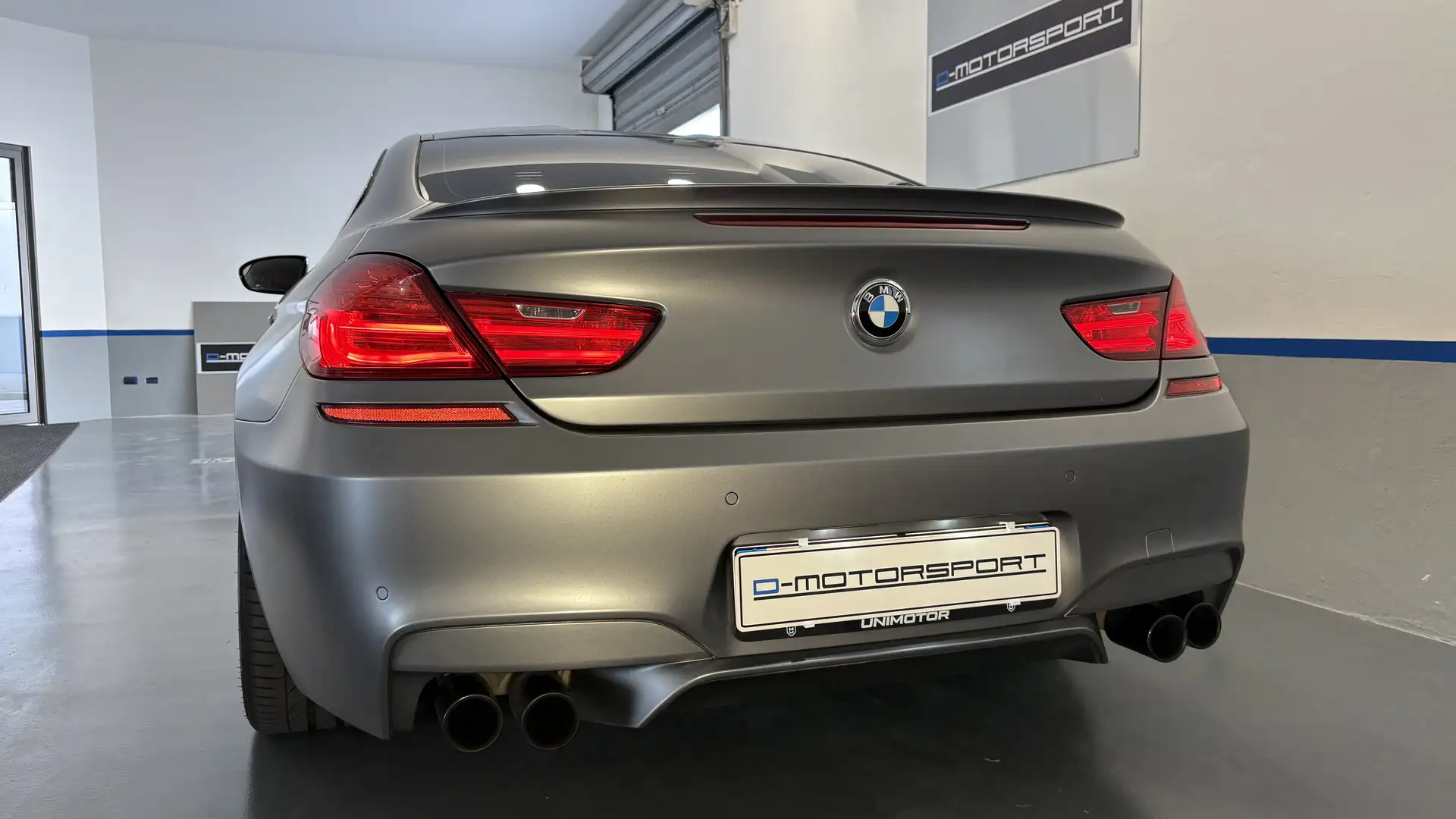 BMW M6 Coupe 4.4 V8 600cv competition stage 2 Gris - 2