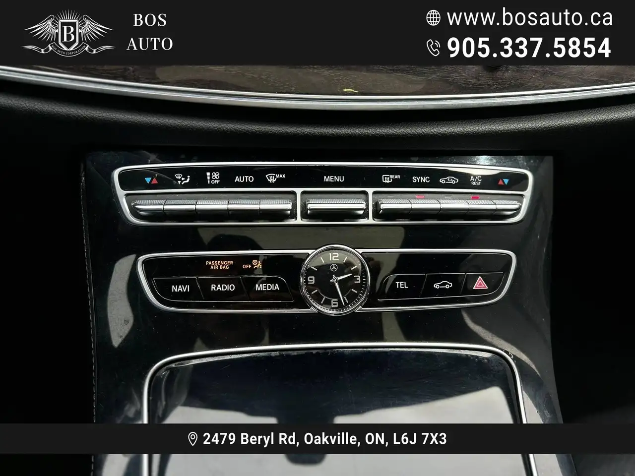 Mercedes-Benz E-Class снимка Mercedes-Benz E-Class