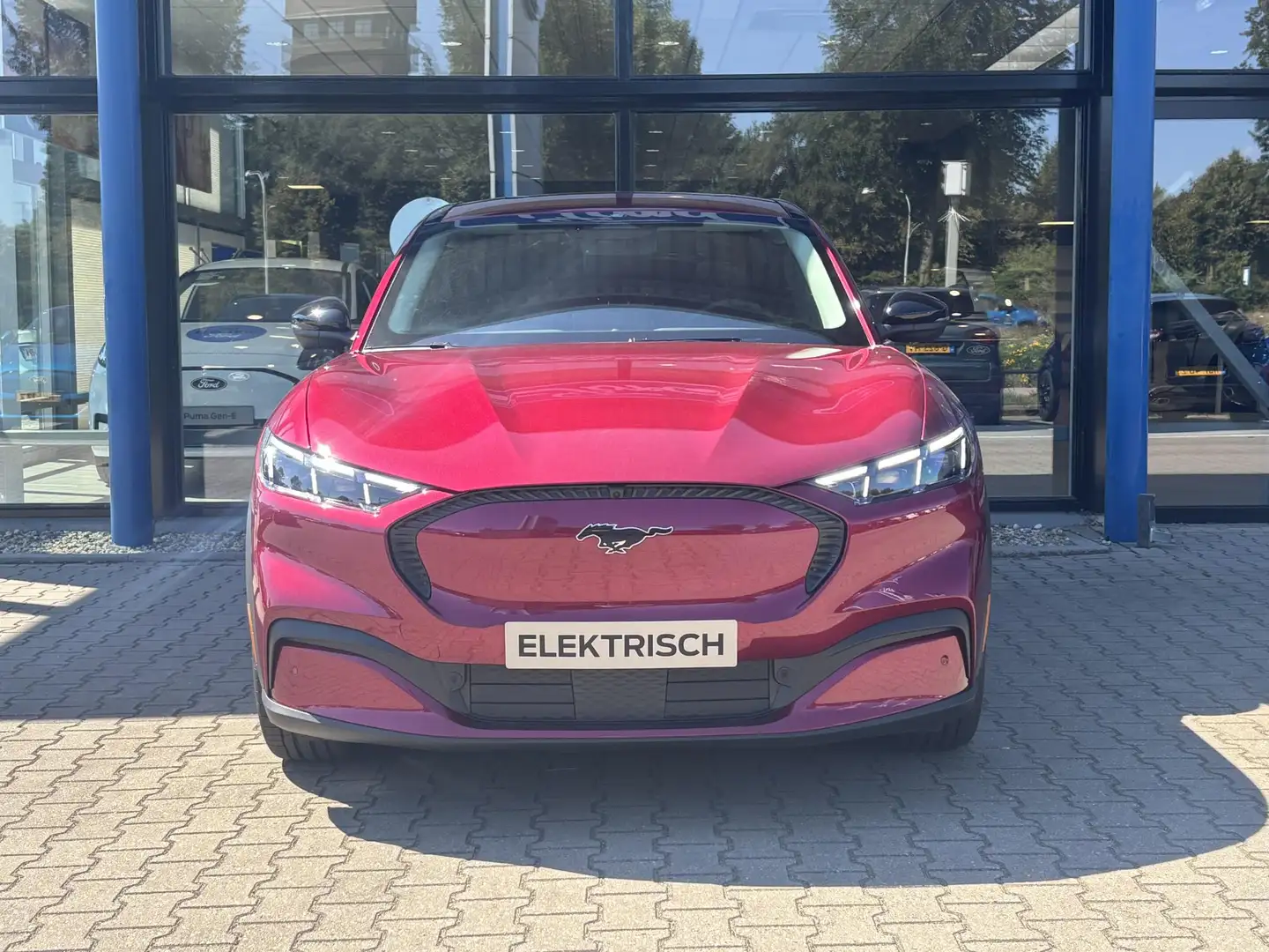 Ford Mustang Mach-E Standard RWD 75 kWh Direct Leverbaar | €2000,- For - 2