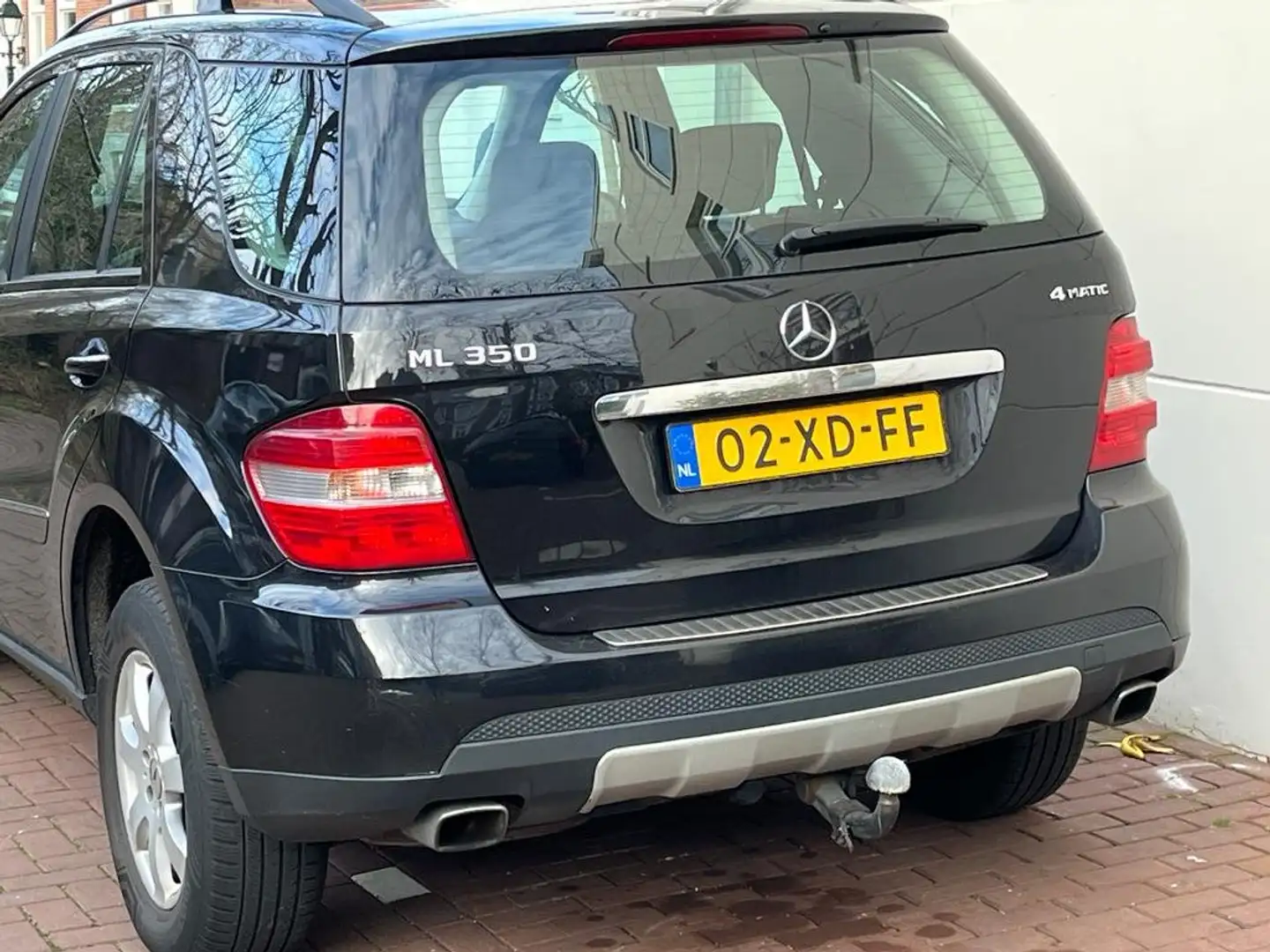 Mercedes-Benz ML 350 350 4MATIC Schwarz - 2