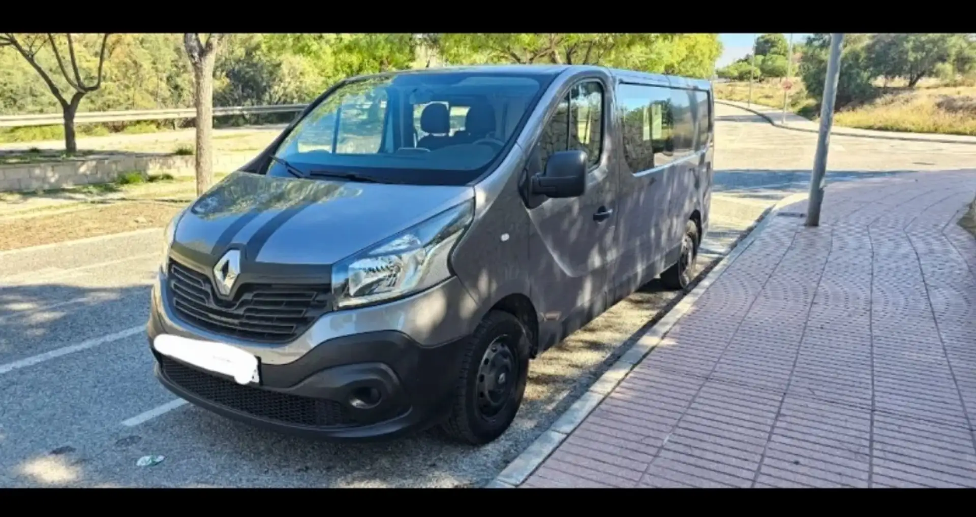 Renault Trafic Passenger 1.6dCi TT Energy L 92kW - 1