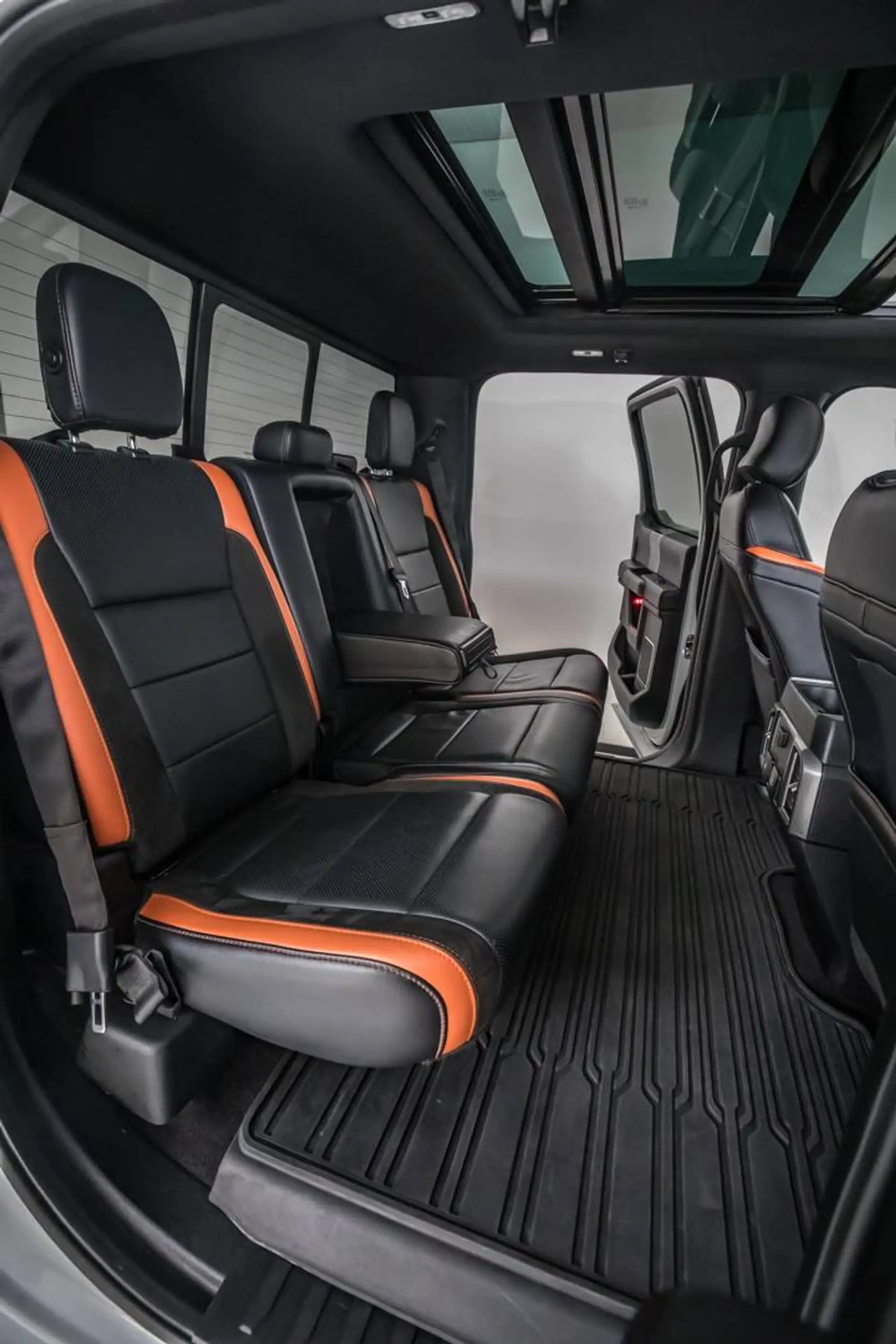 Ford F 150 Raptor / TVA DEDUCTIBLE — photo 14