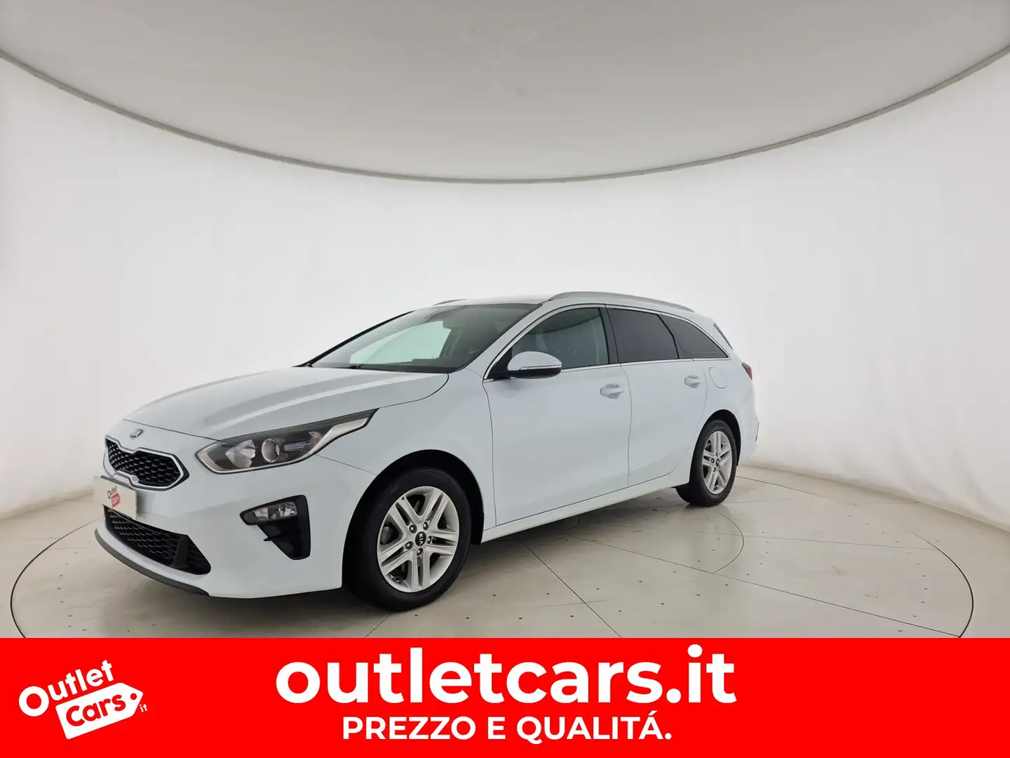 Kia Ceed SW / cee'd SW sw 1.6 crdi business class 115cv dct Bílá - 1
