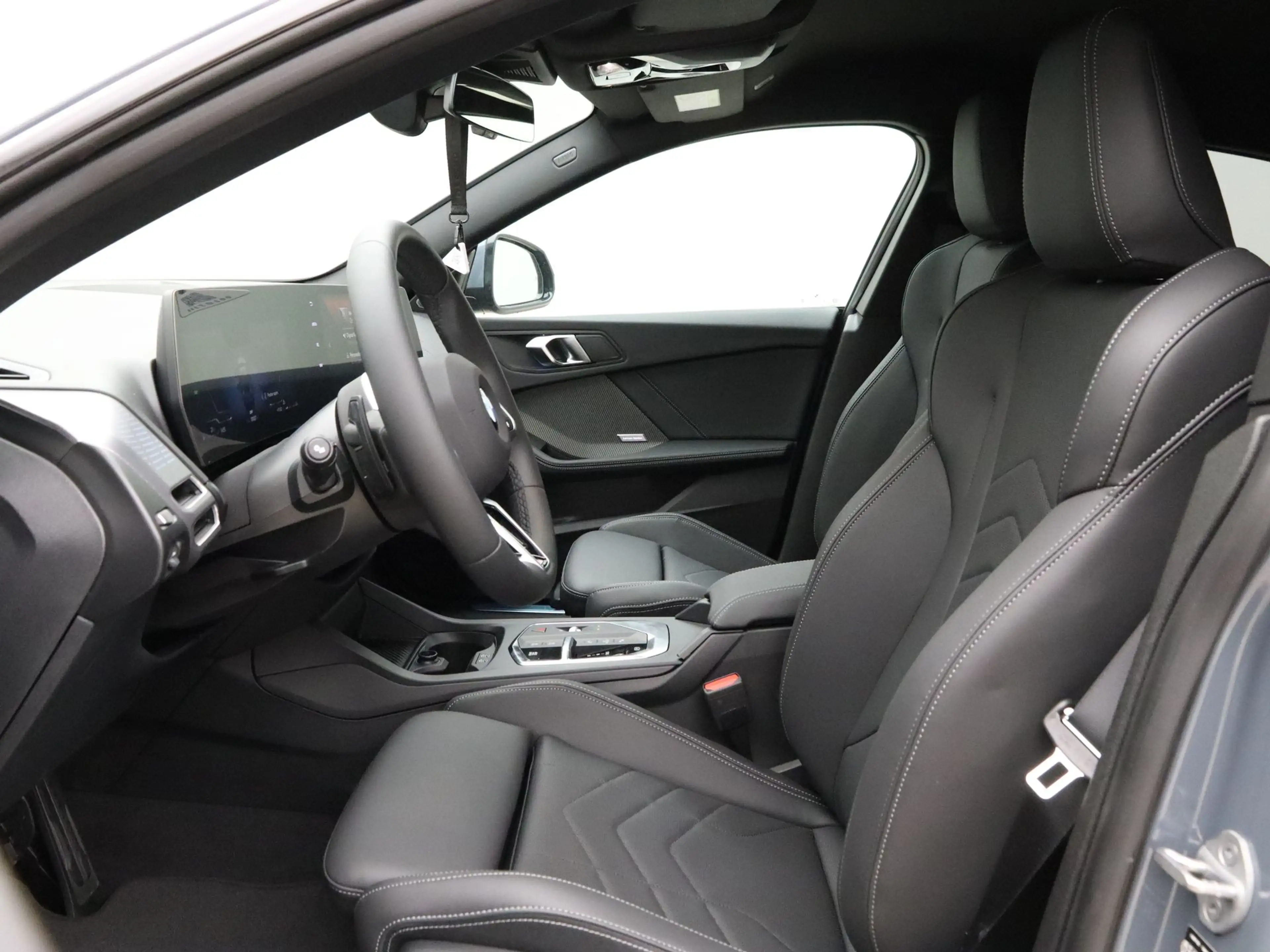 BMW 223 2-serie Gran Coupé xDrive — photo 5