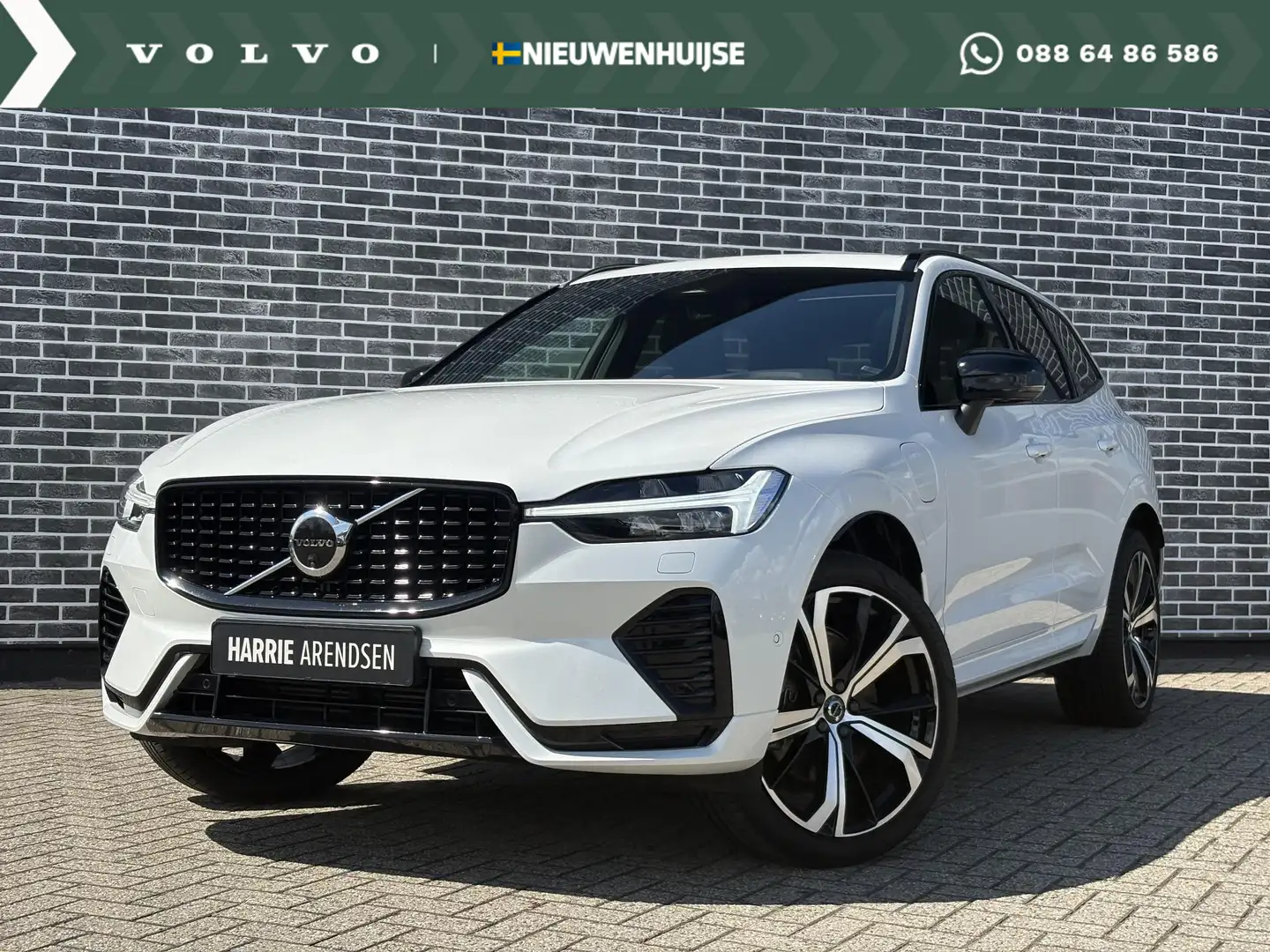 Volvo XC60 2.0 T6 Plug-in hybrid AWD R-Design | Long Range | Blanc - 1