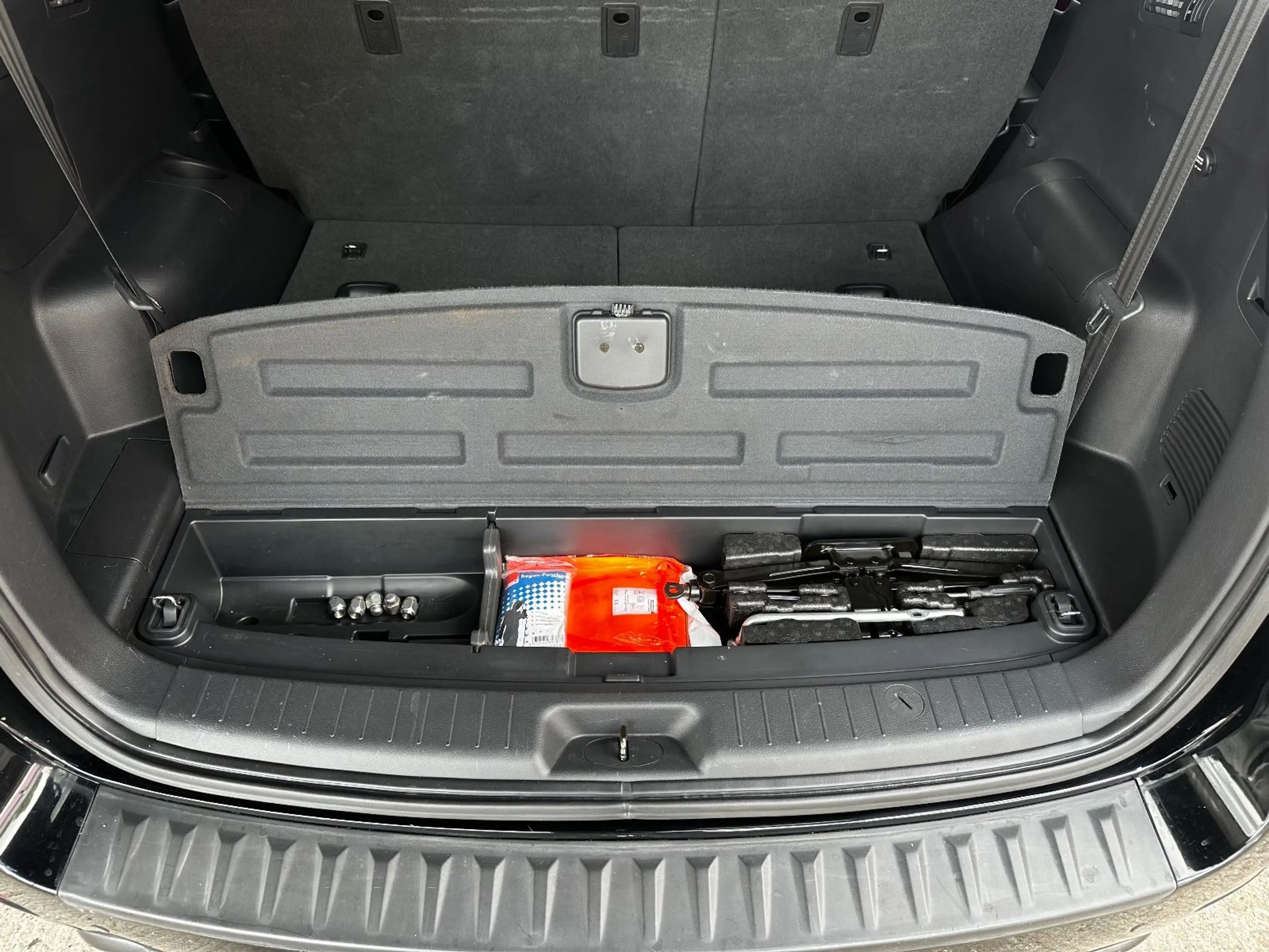 Hyundai SANTA FE 2.2 CRDi GLS 4x4 "7 Sitze"HU/AU neu" — photo 11