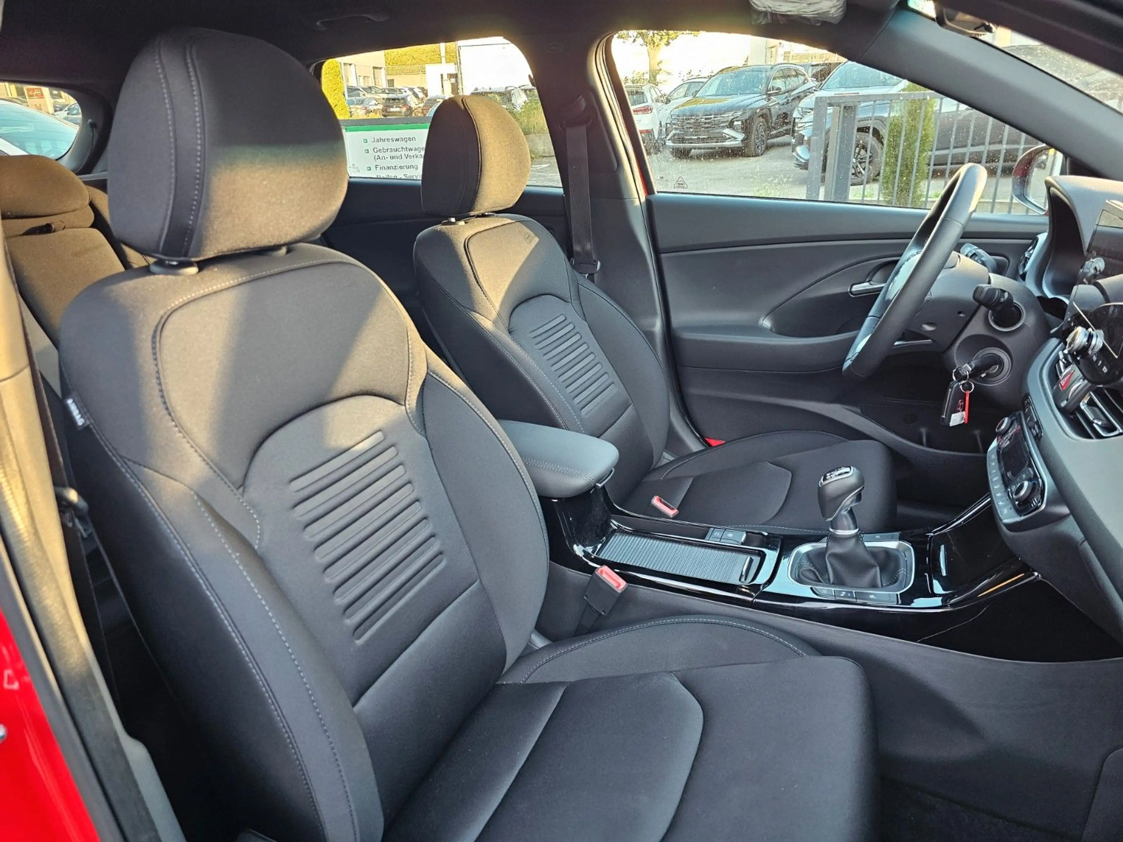 Hyundai i30 1,0 T-GDI Advantage — photo 13