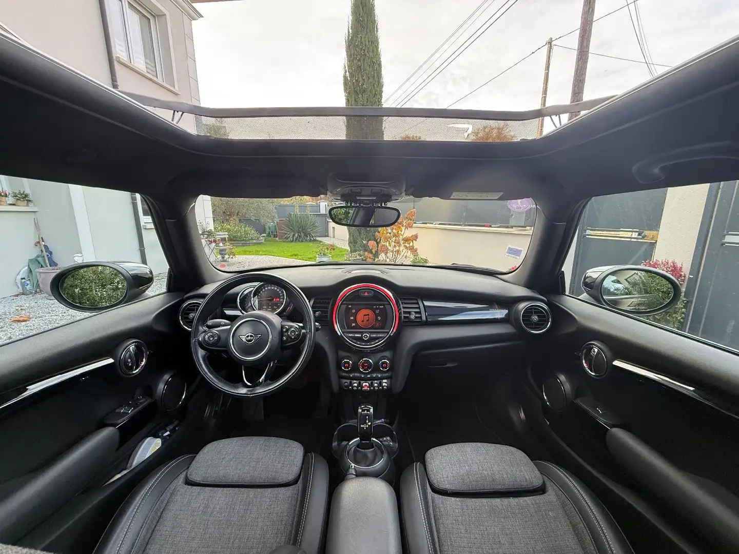 MINI Cooper 1,5i TURBO GREENWICH Negro - 2