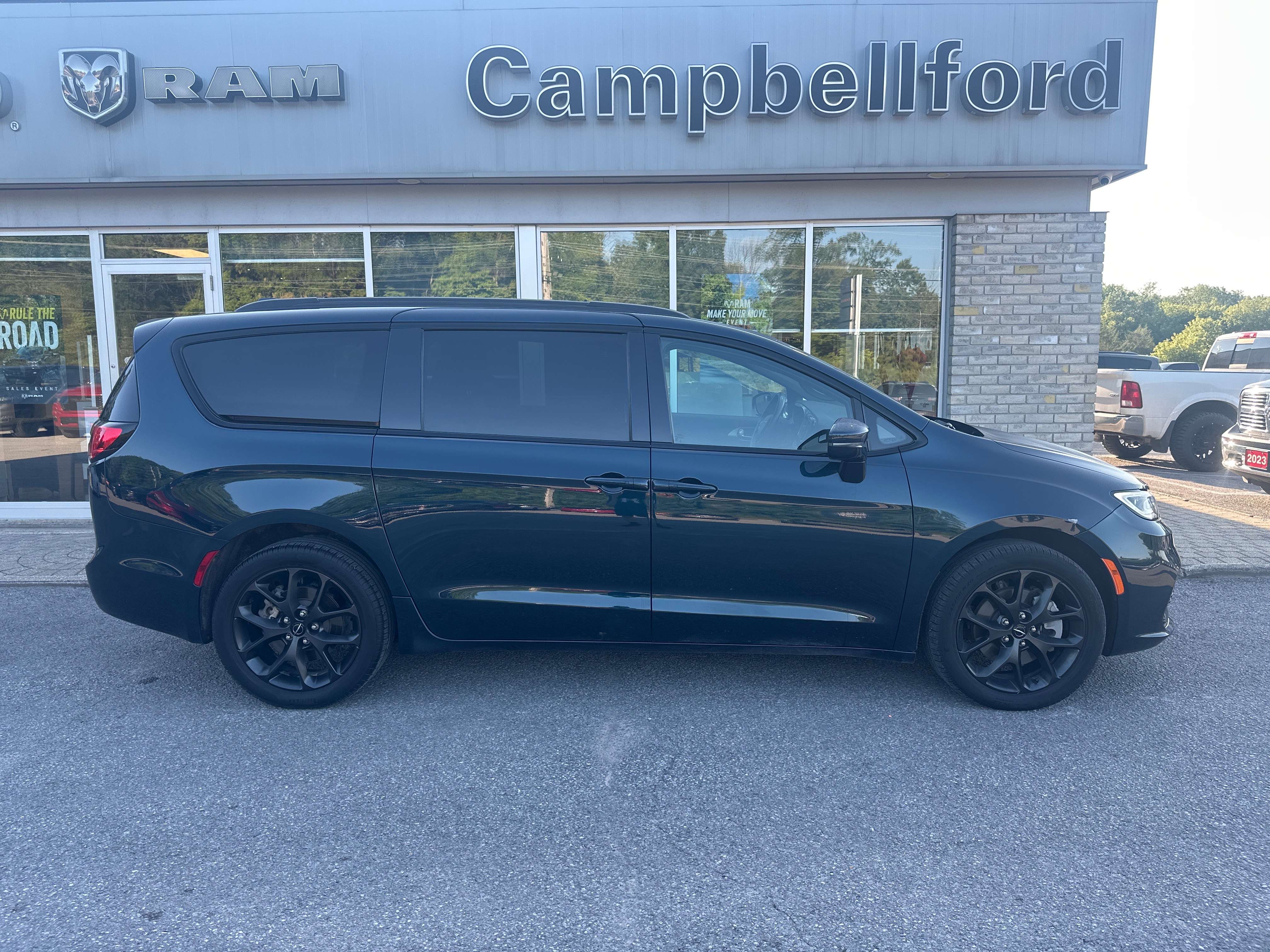 2022 Chrysler Pacifica Touring L — снимка 1