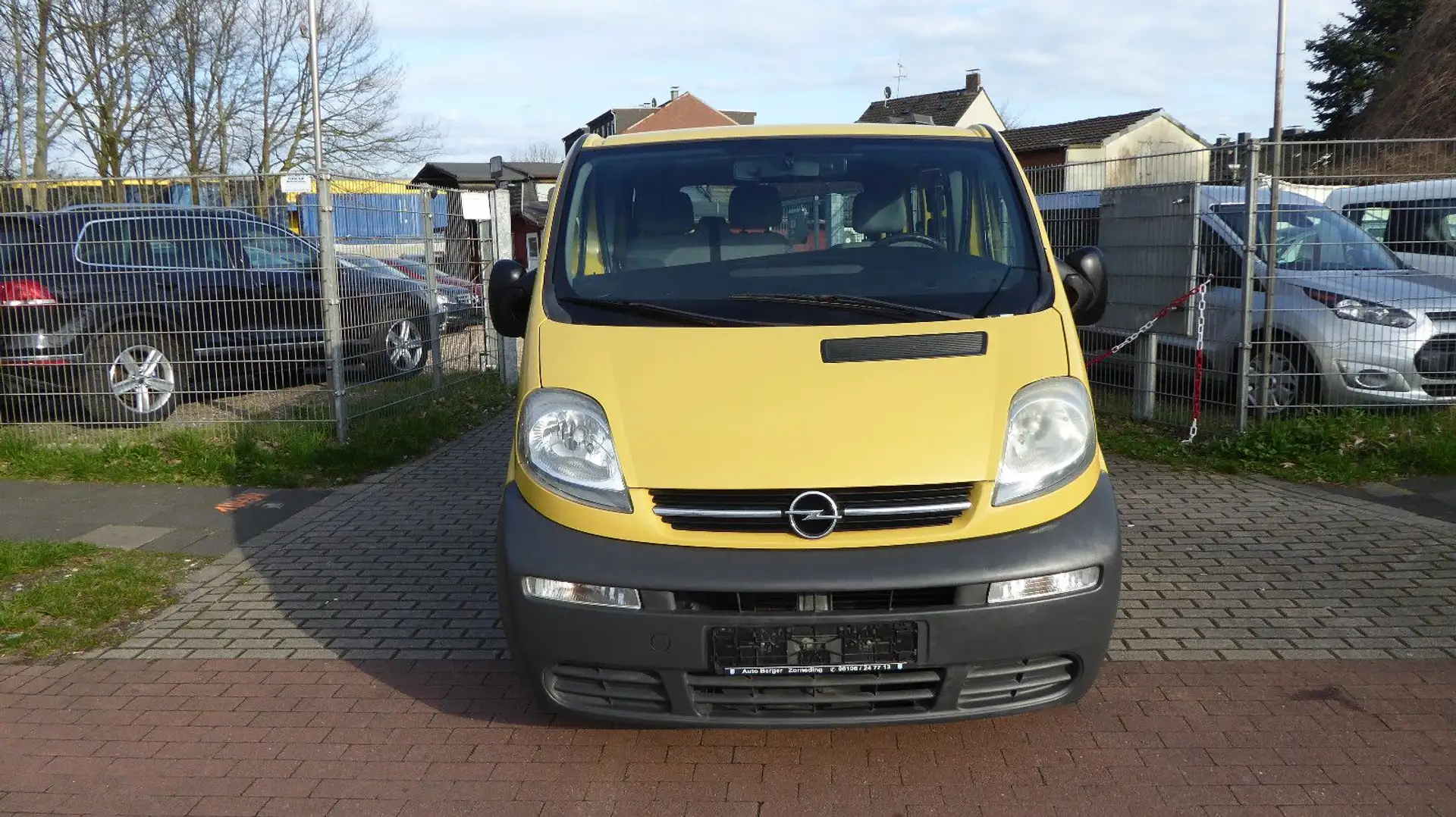 Opel Vivaro Kasten L1H1 / Bluetooth/ 3 Sitzer/ TOP!! Yellow - 2