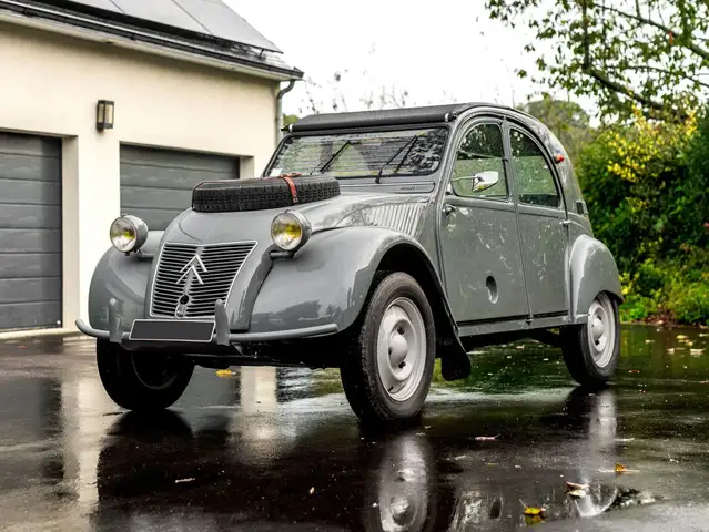 Citroen 2CV 4x4 Sahara