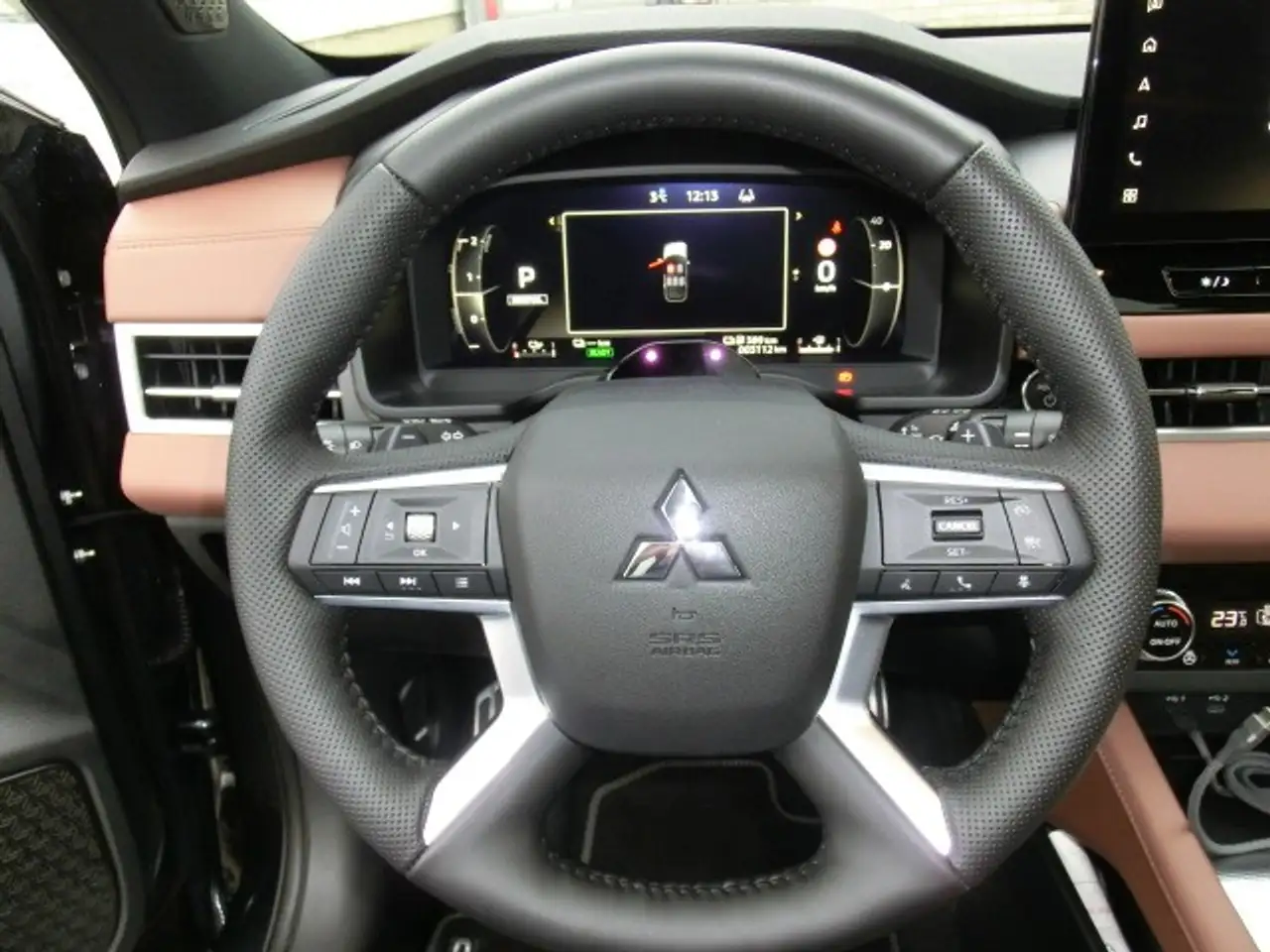 Mitsubishi Outlander 2025