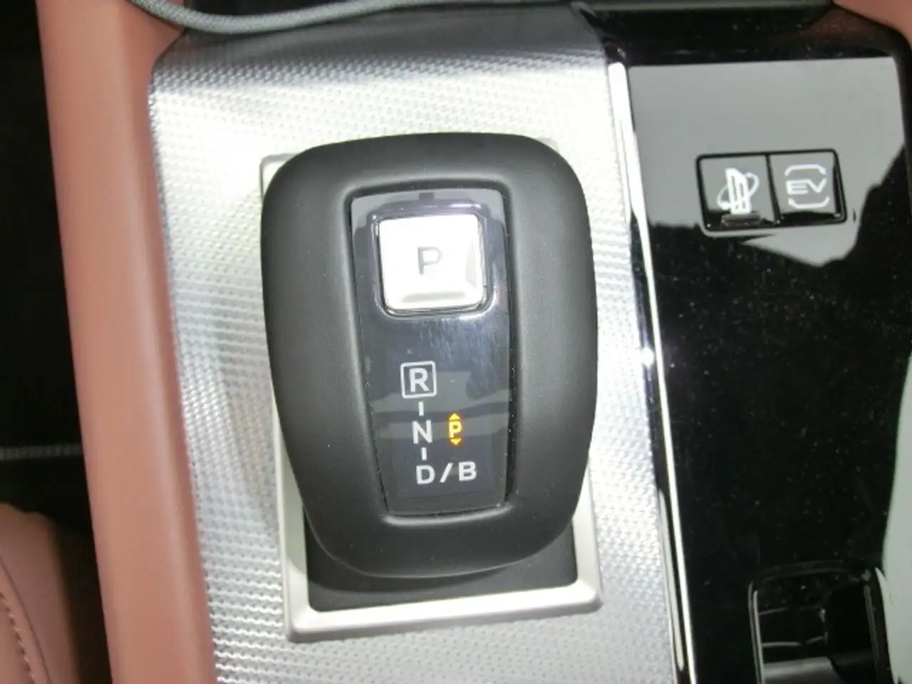 Mitsubishi Outlander 2025 — фото 9