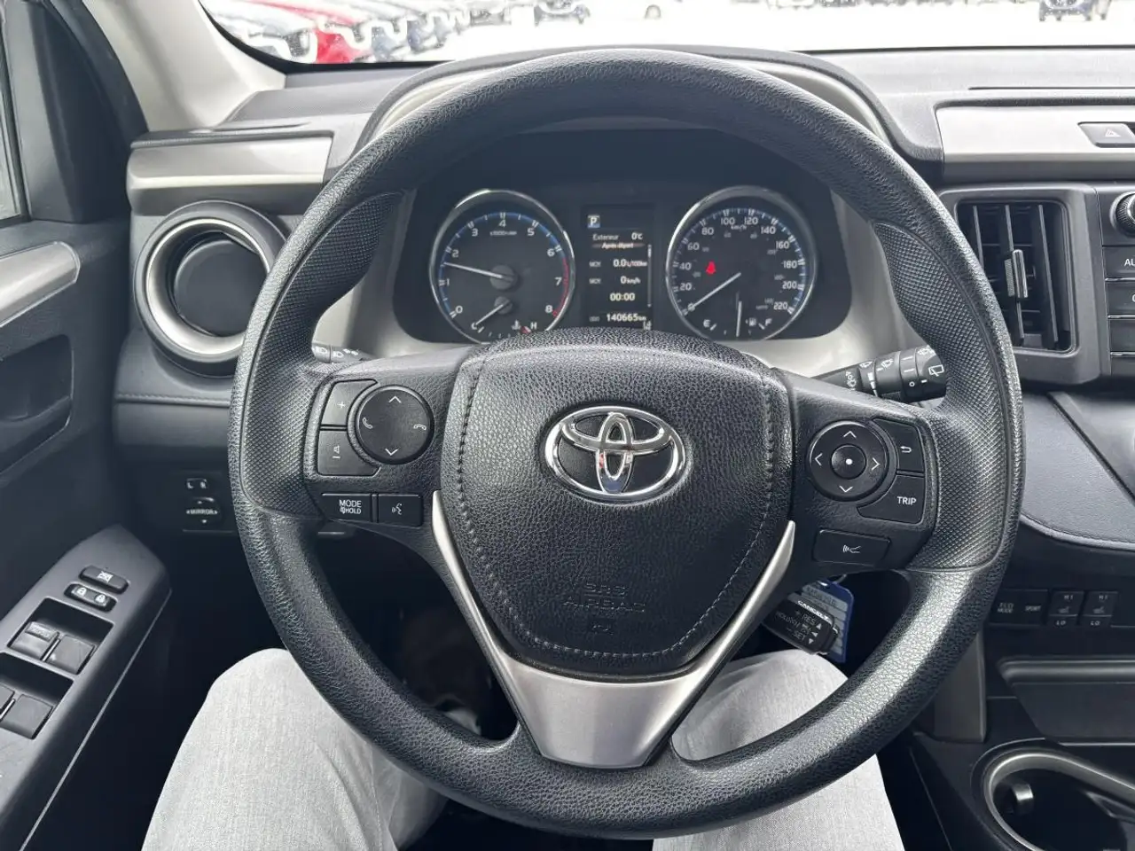Toyota RAV 4 снимка Toyota RAV 4