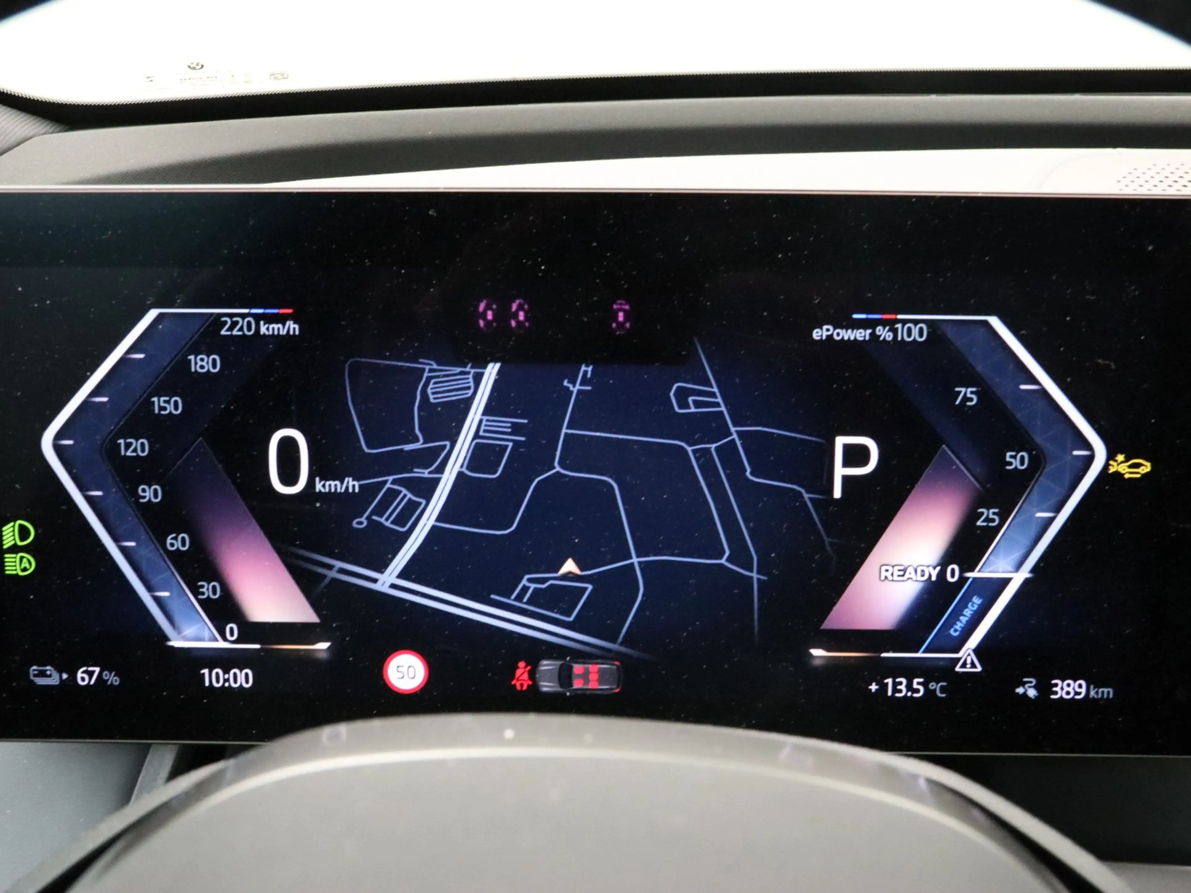 BMW iX xDrive60 112 kWh — photo 3