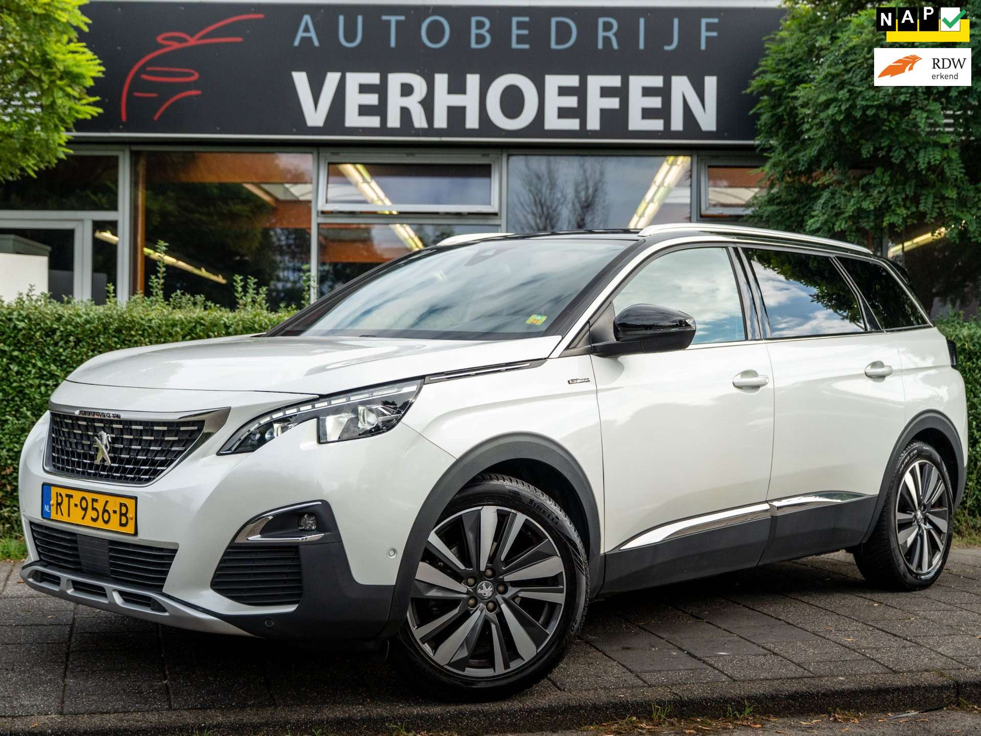 Peugeot 5008