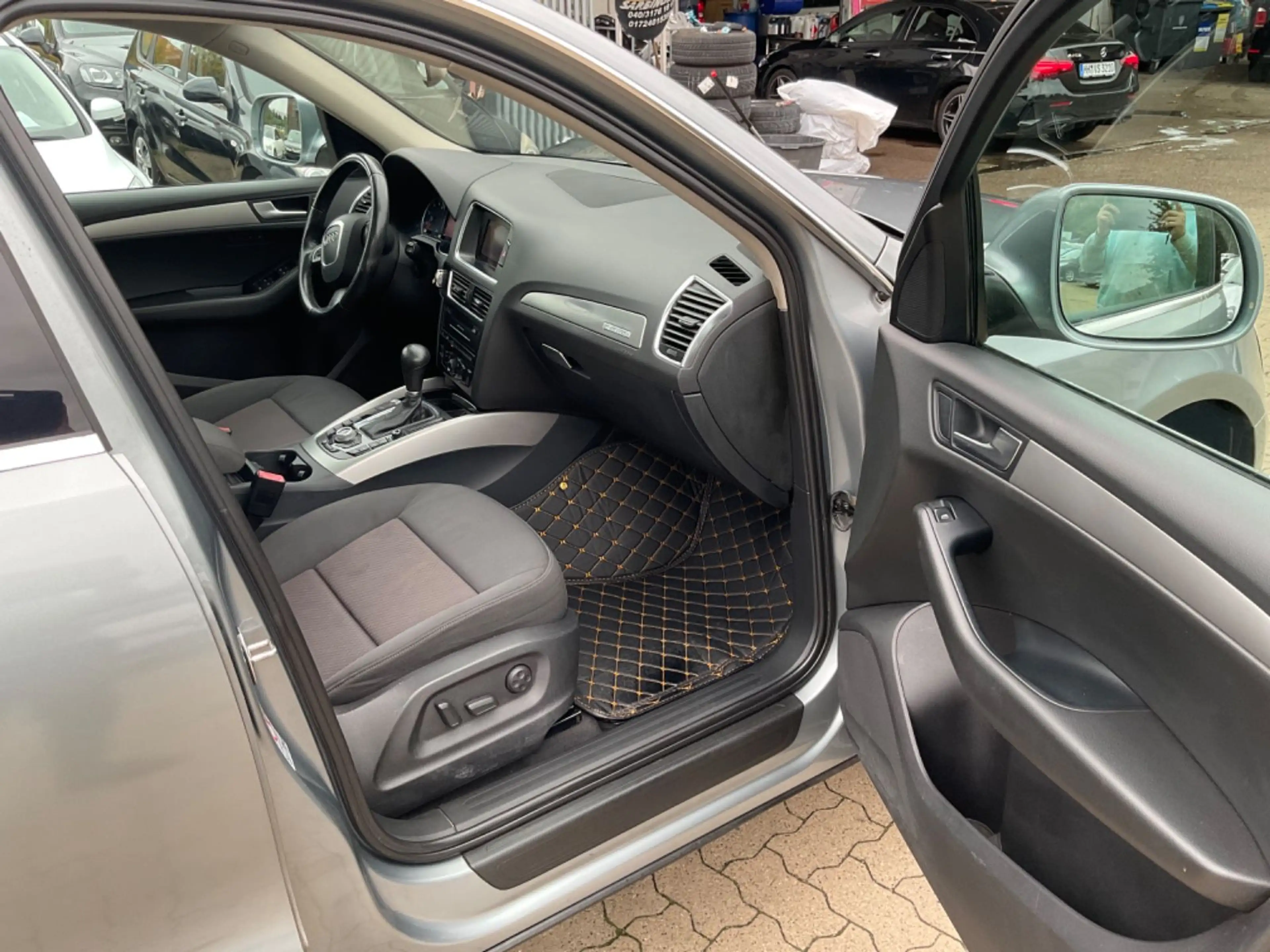 Audi Q5 2.0 TFSI *Quattro* *TÜV 04.2028* — photo 3