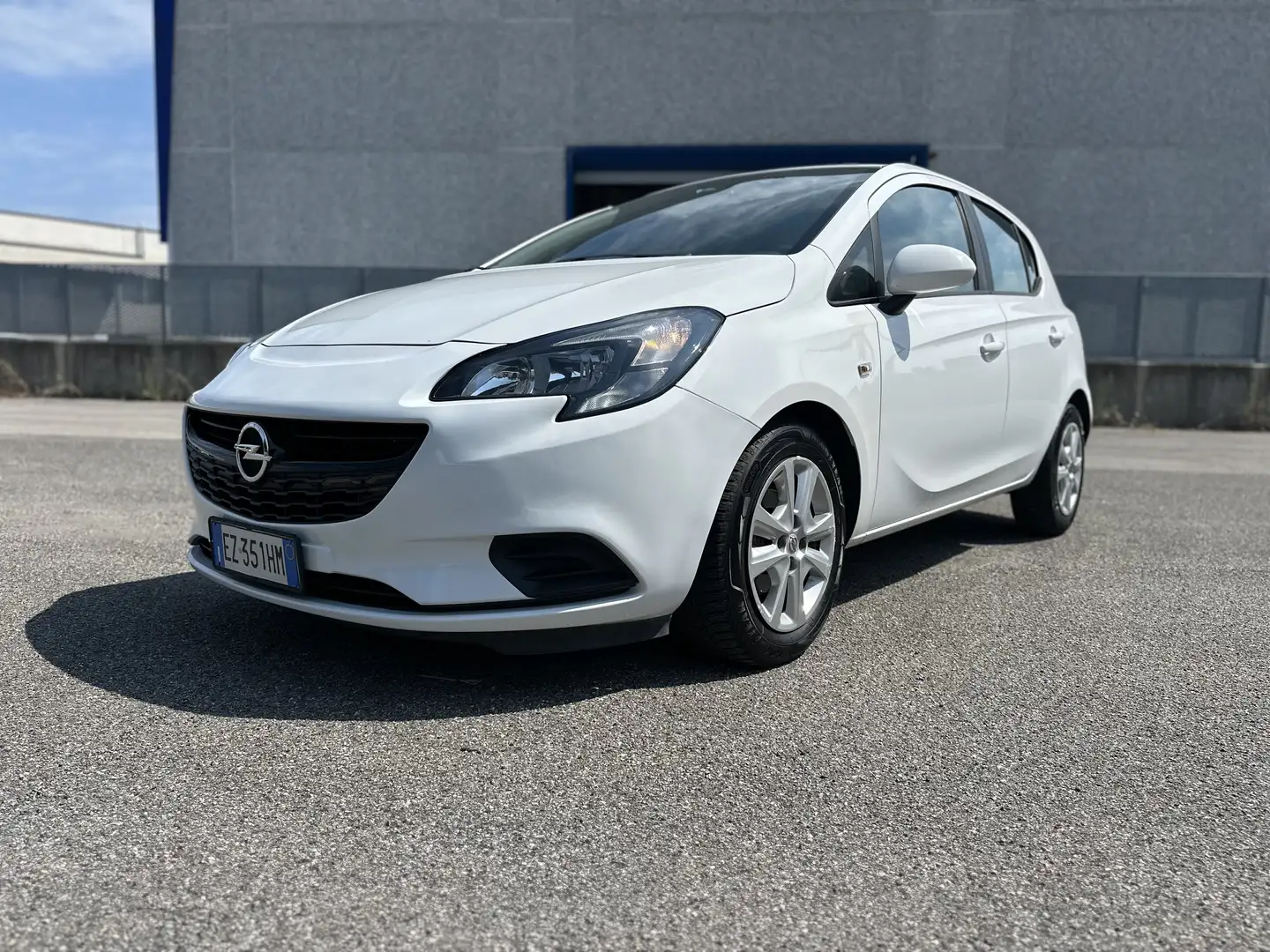 Opel Corsa 5p 1.2 b-Color - 1