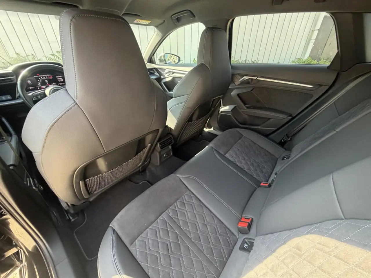 Audi S3 Sportback 2.0 TFSI quattro, S-Tronic, Alcantara 20, миниатюра 16