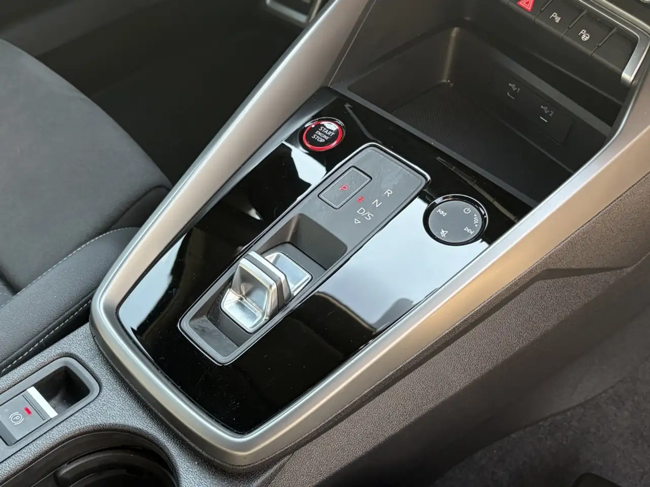 Audi S3 Sportback 2.0 TFSI quattro, S-Tronic, Alcantara 20, миниатюра 9