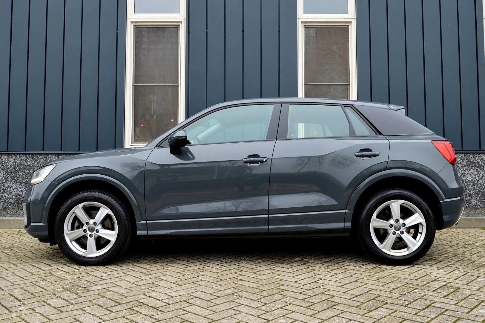 Audi Q2 1.0 TFSI Sport Pro Line S Rijklaarprijs-Garantie N Grigio - 2