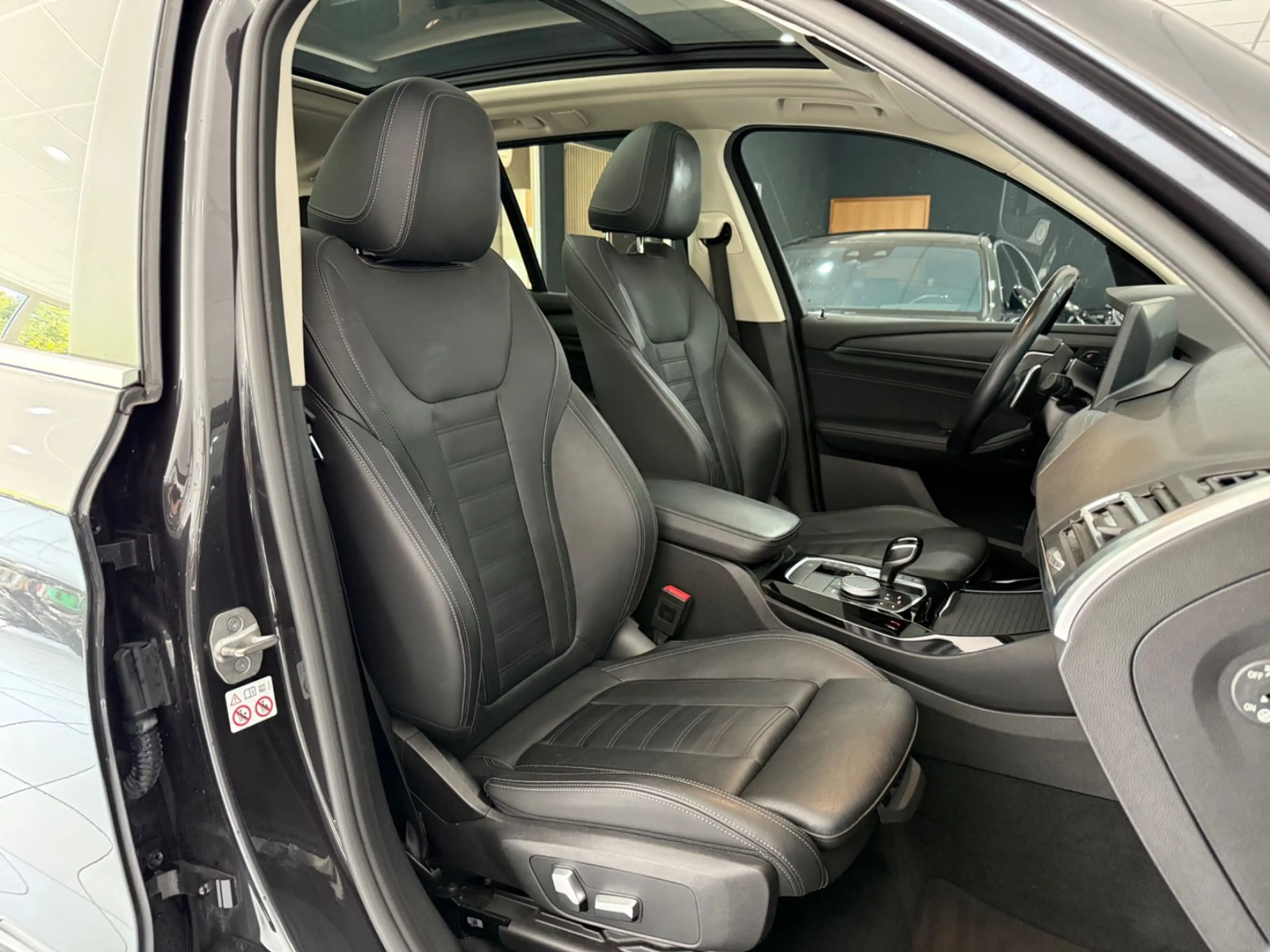 BMW X3 xDrive 30e*PANO*HEADUP*MEMORY*LASER*KAMERA* — photo 10