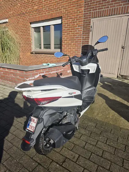 Aprilia SXR 50 - foto 3
