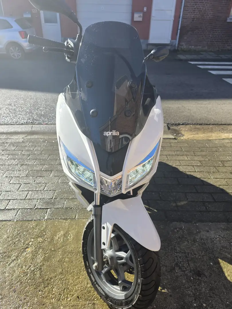 Aprilia SXR 50 Blanco - 1