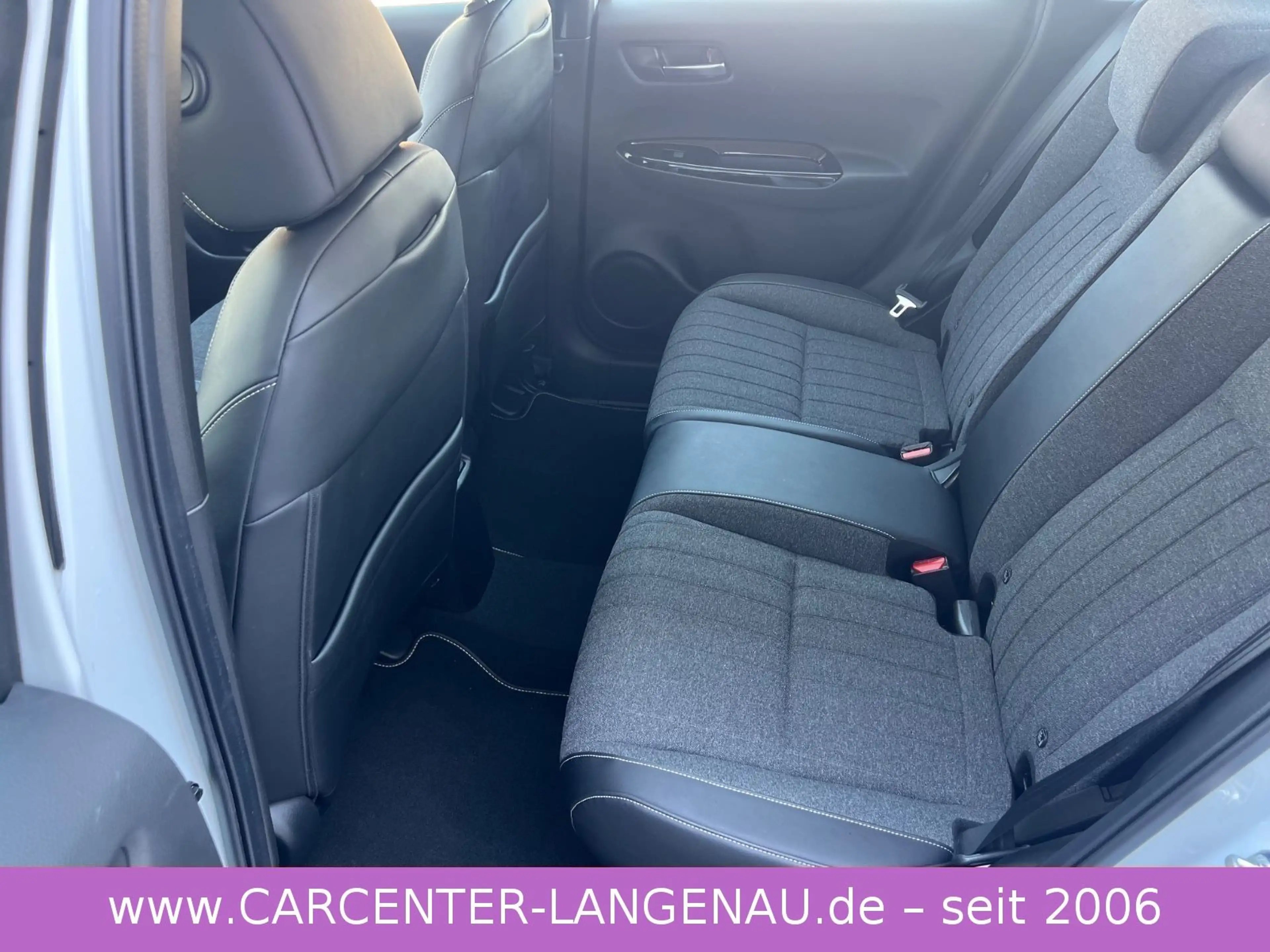 Honda Jazz 1.5 i-MMD Hybrid Elegance — photo 9