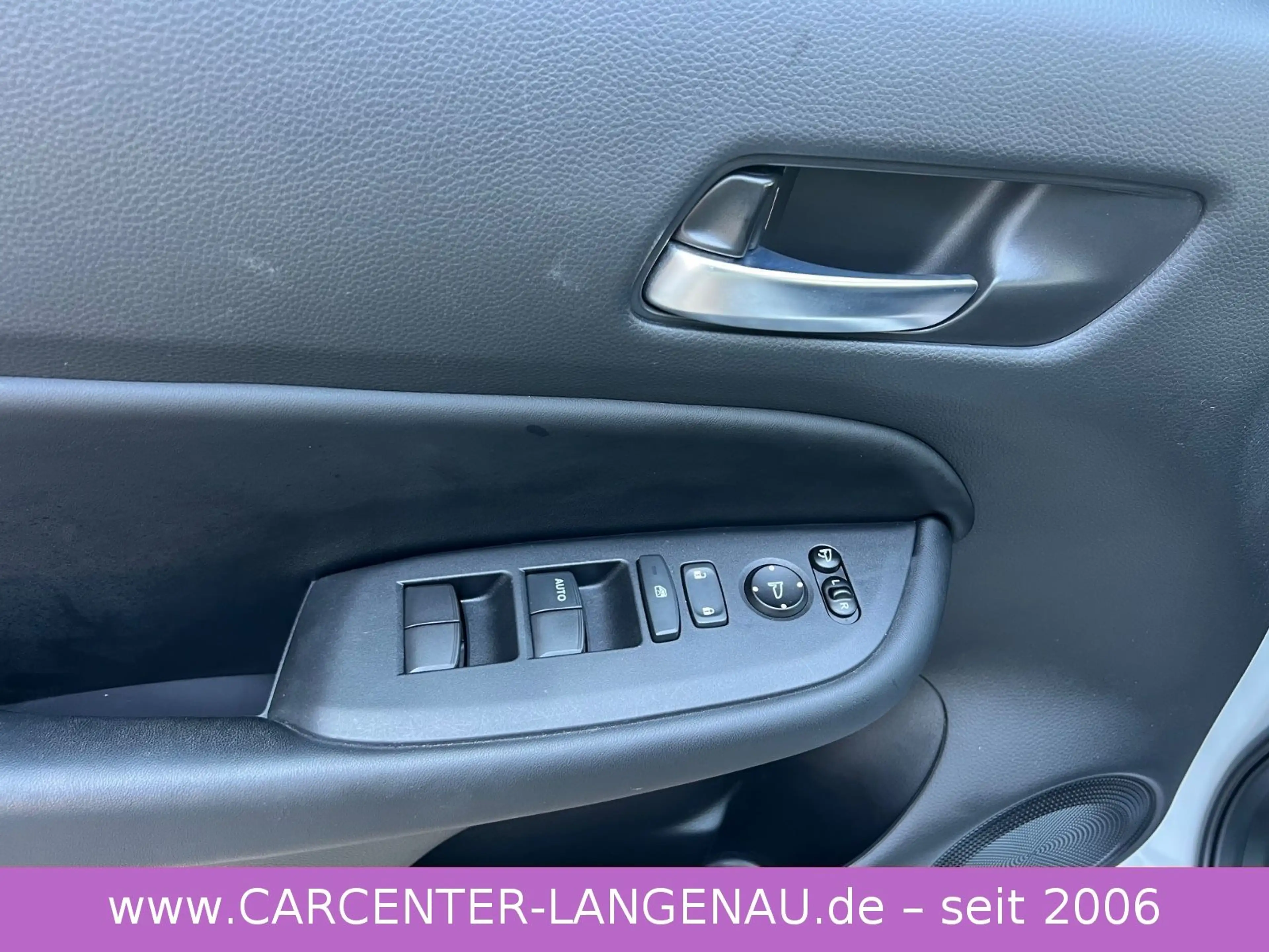 Honda Jazz 1.5 i-MMD Hybrid Elegance — photo 6