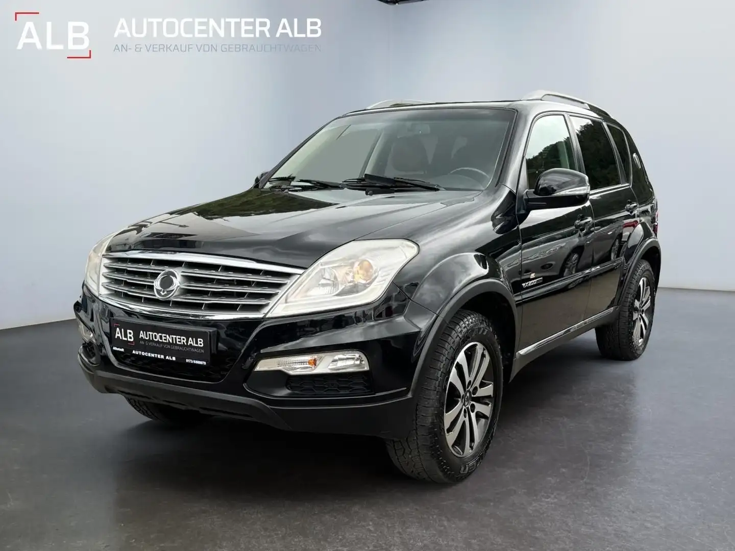 SsangYong Rexton Rexton /AUTOMATIK/4X4/AHK/LEDER/EURO5/TÜV NEU/ Schwarz - 1