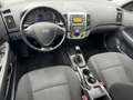 Hyundai i30 1,6 CRDi Comfort DPF KLIMA DISEL Schwarz - thumbnail 14