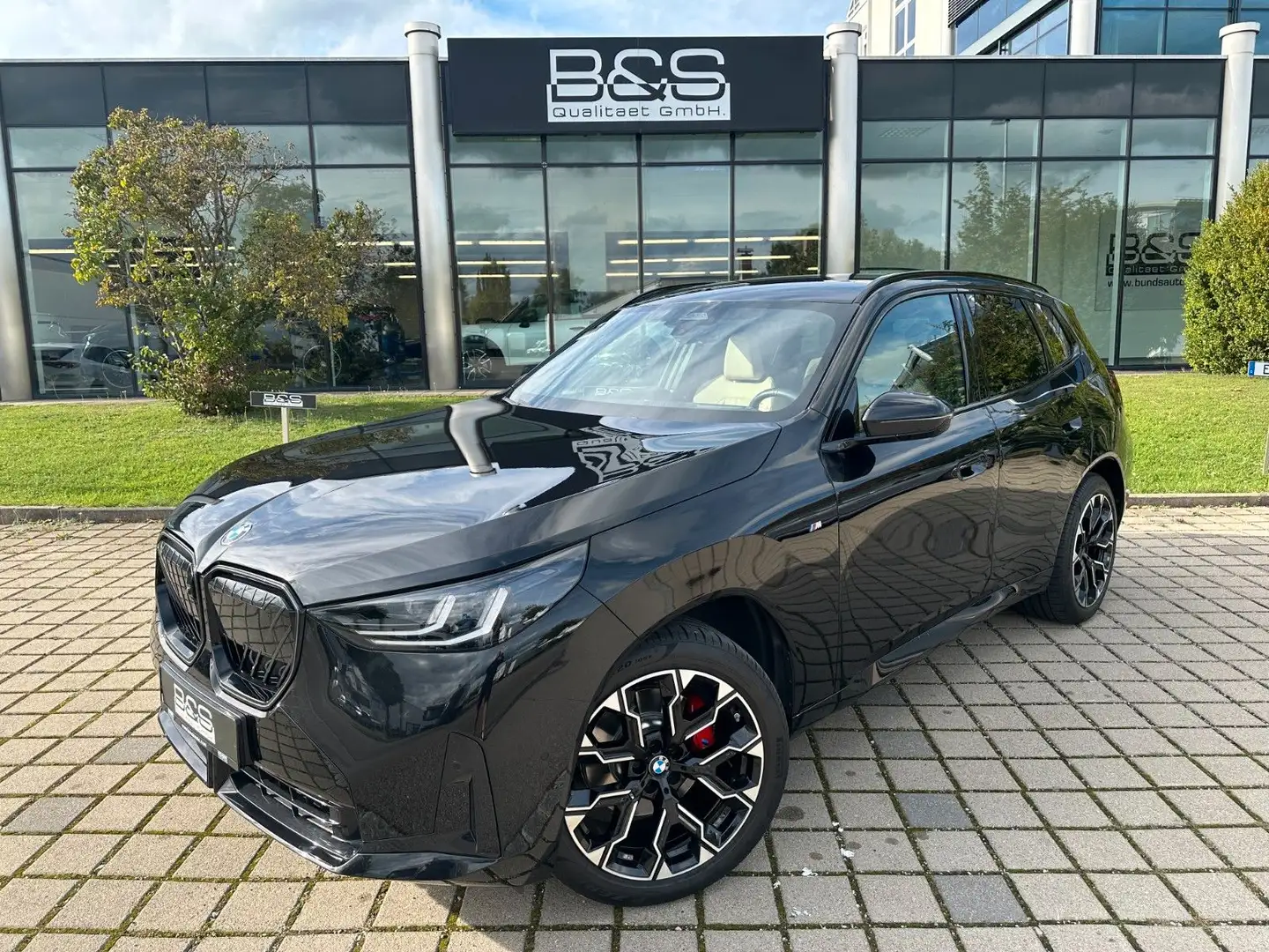 BMW X3 20d xDr MSport ACC,HUD,HARMAN,AHK,360,SITZKL. Zwart - 2