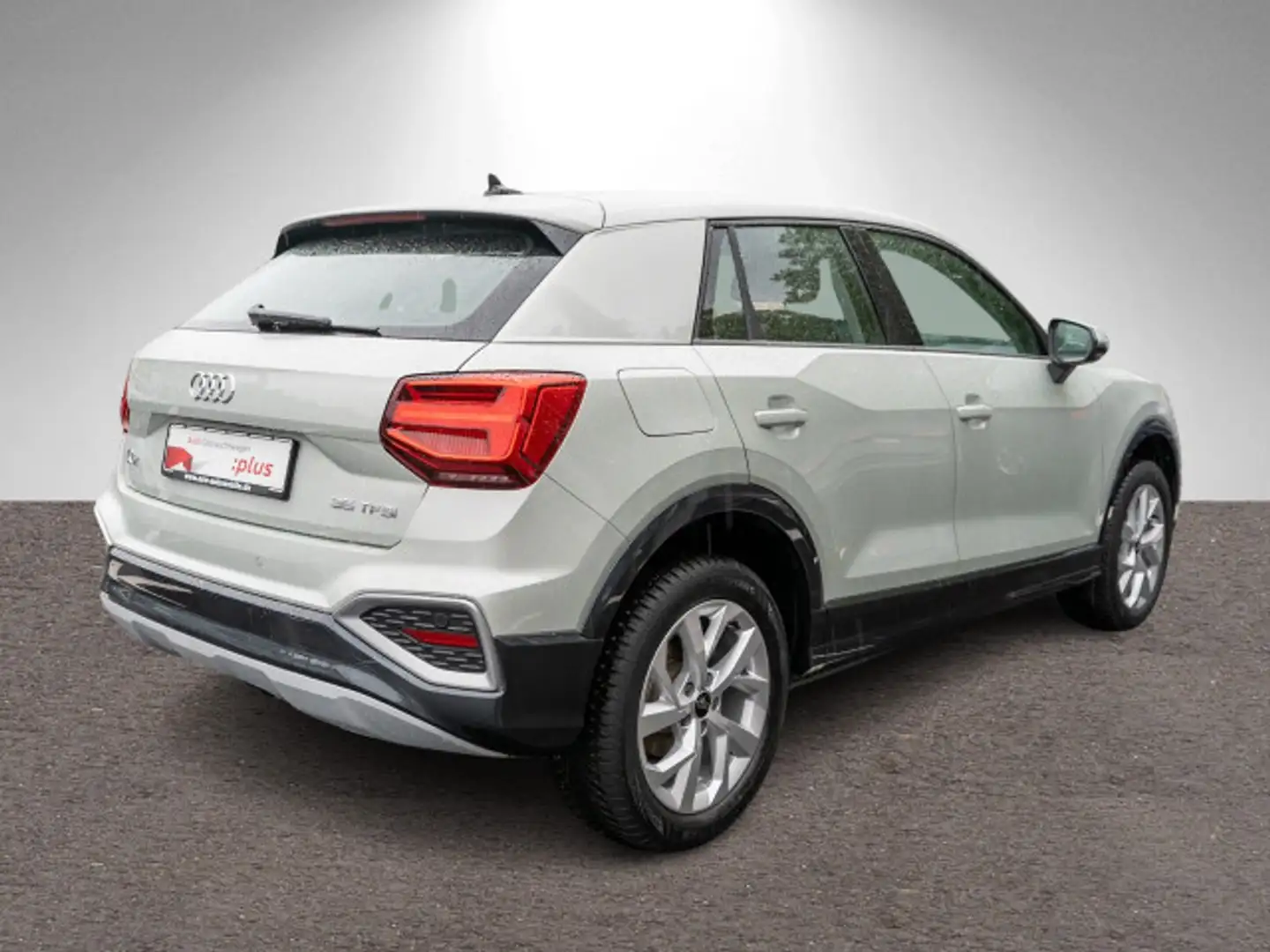 Audi Q2 advanced 35TFSI Stronic Navi Matrix AHK ACC Silber - 2