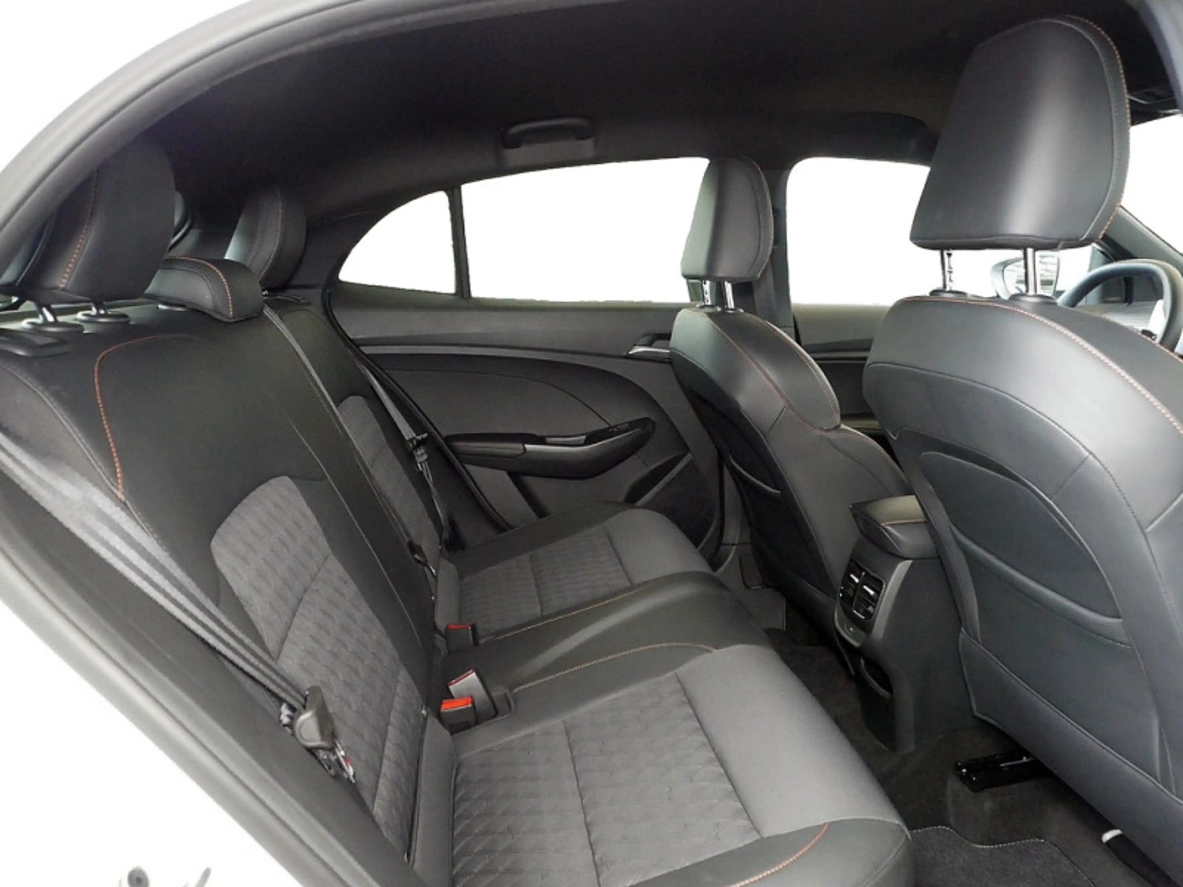 MG MG3 1.5 Hybrid+ Luxury SPUR — photo 7