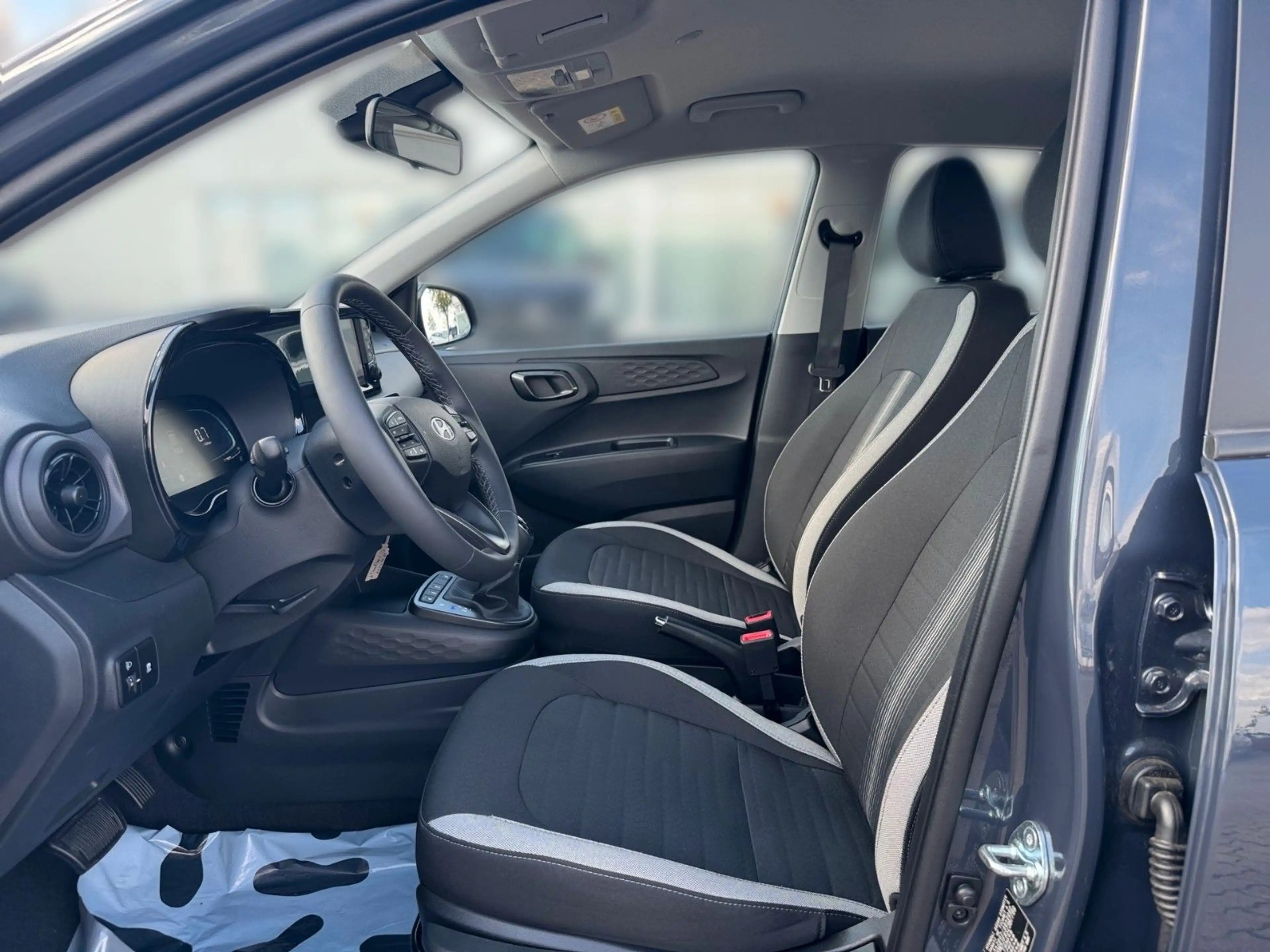 Hyundai i10 1.2 AT Trend NAVI KAMERA DAB APP — photo 7