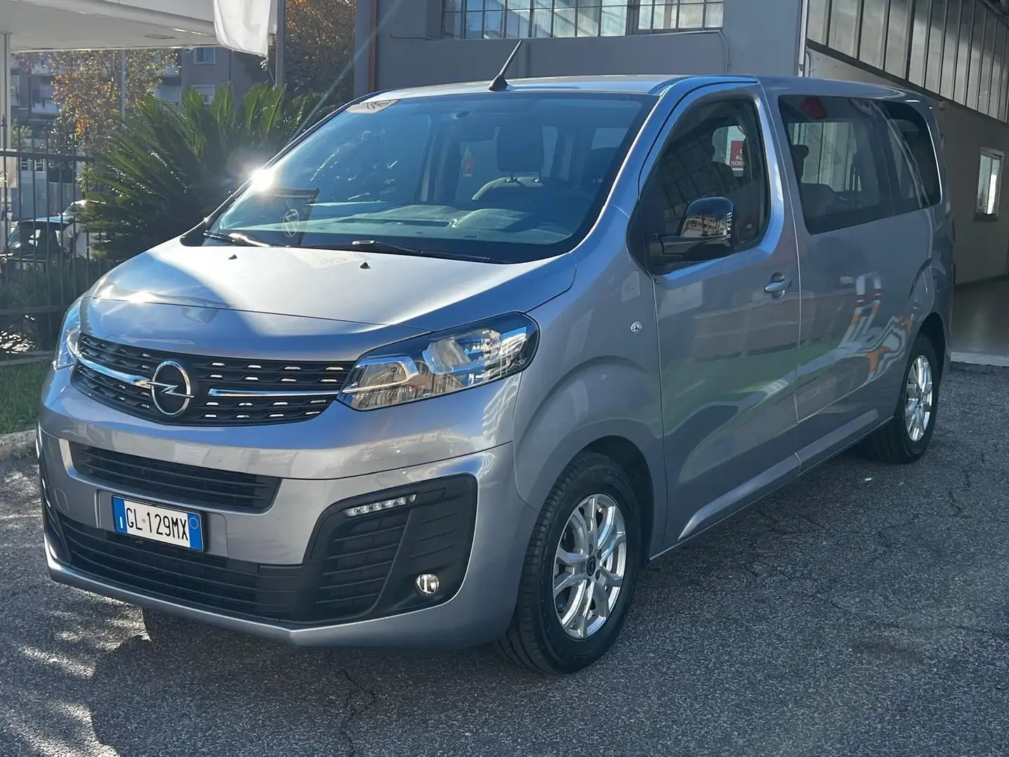 Opel Vivaro unipro omologato 8 POSTI - 2
