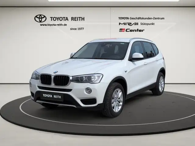 BMW X3 xDrive 20 d AHK-klappbar Navi Bi-Xenon ACC El. Hec