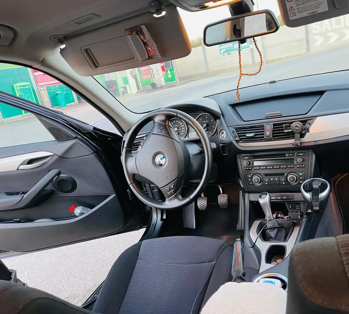 BMW X1 4x4 143cv Siyah - 2