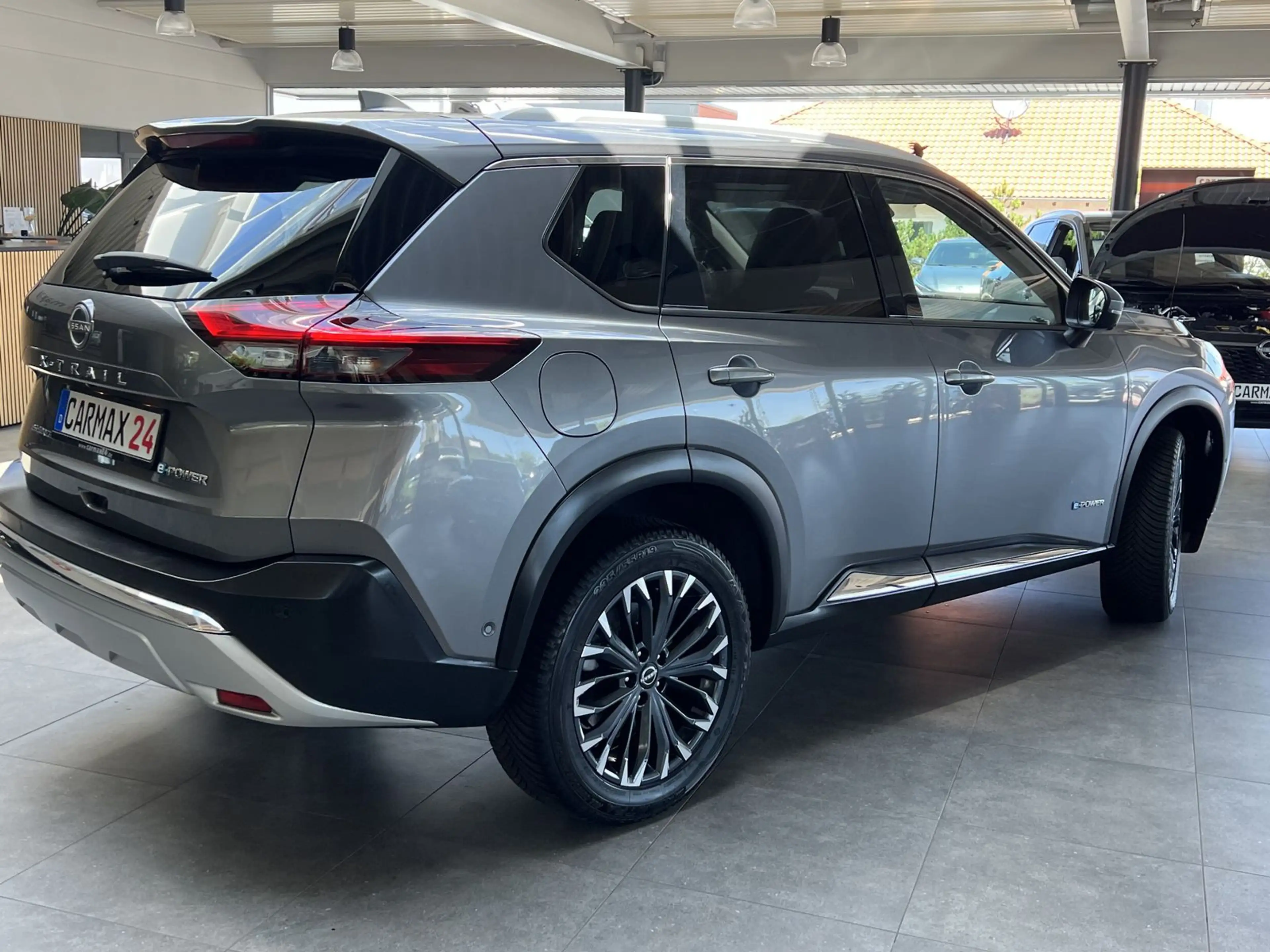 Nissan X-Trail e-Power e-4orce Tekna Head-Up Vollleder — photo 8