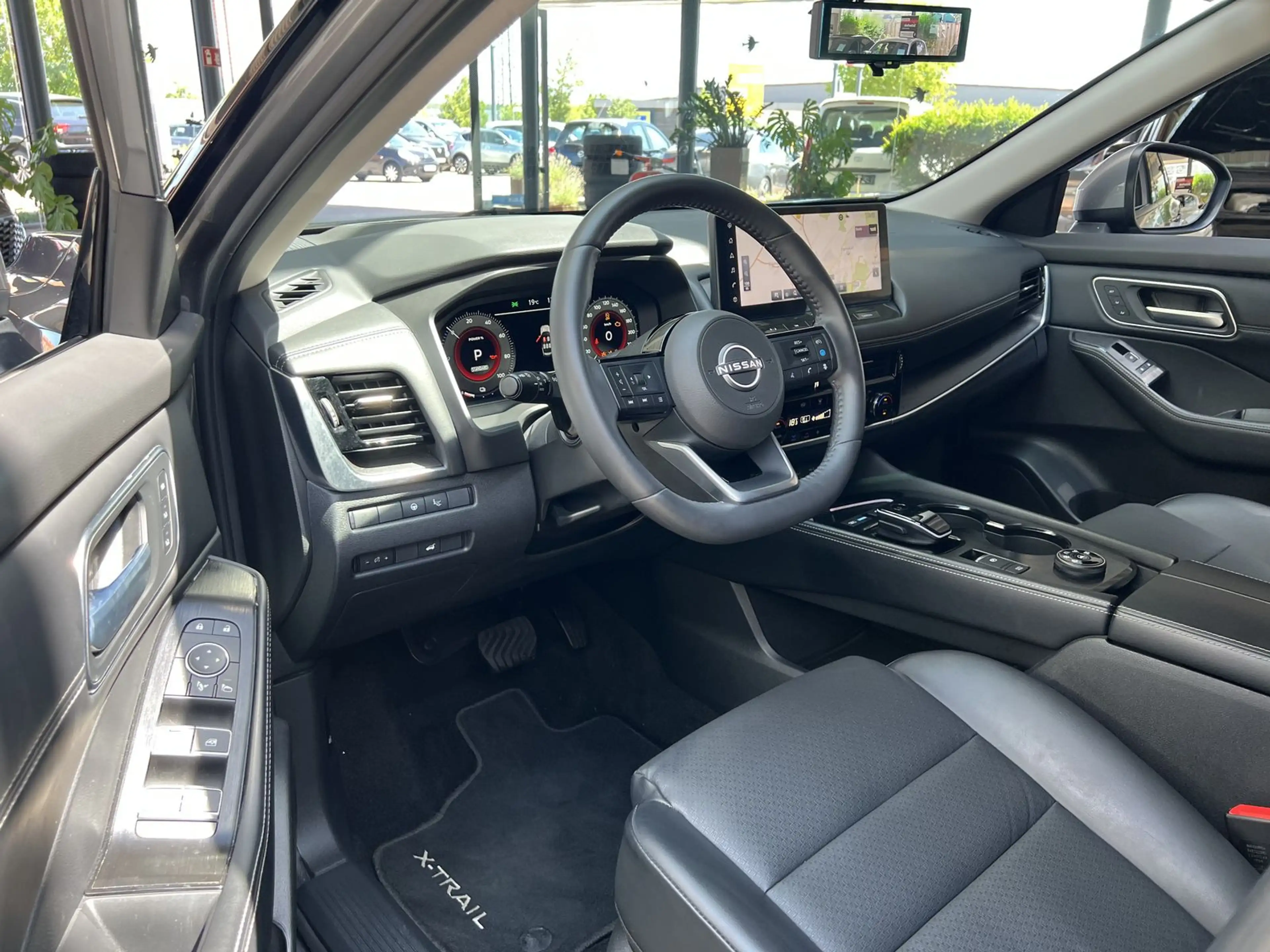 Nissan X-Trail e-Power e-4orce Tekna Head-Up Vollleder — photo 5
