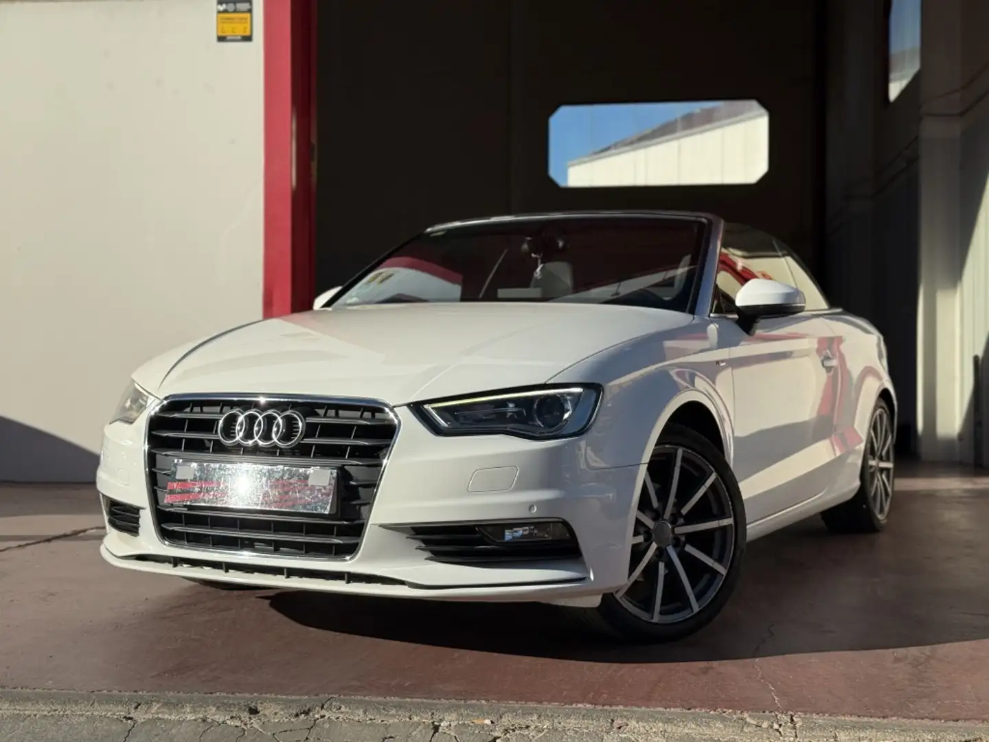 Audi A3 Cabrio 1.8 TFSI S line edition Blanc - 2