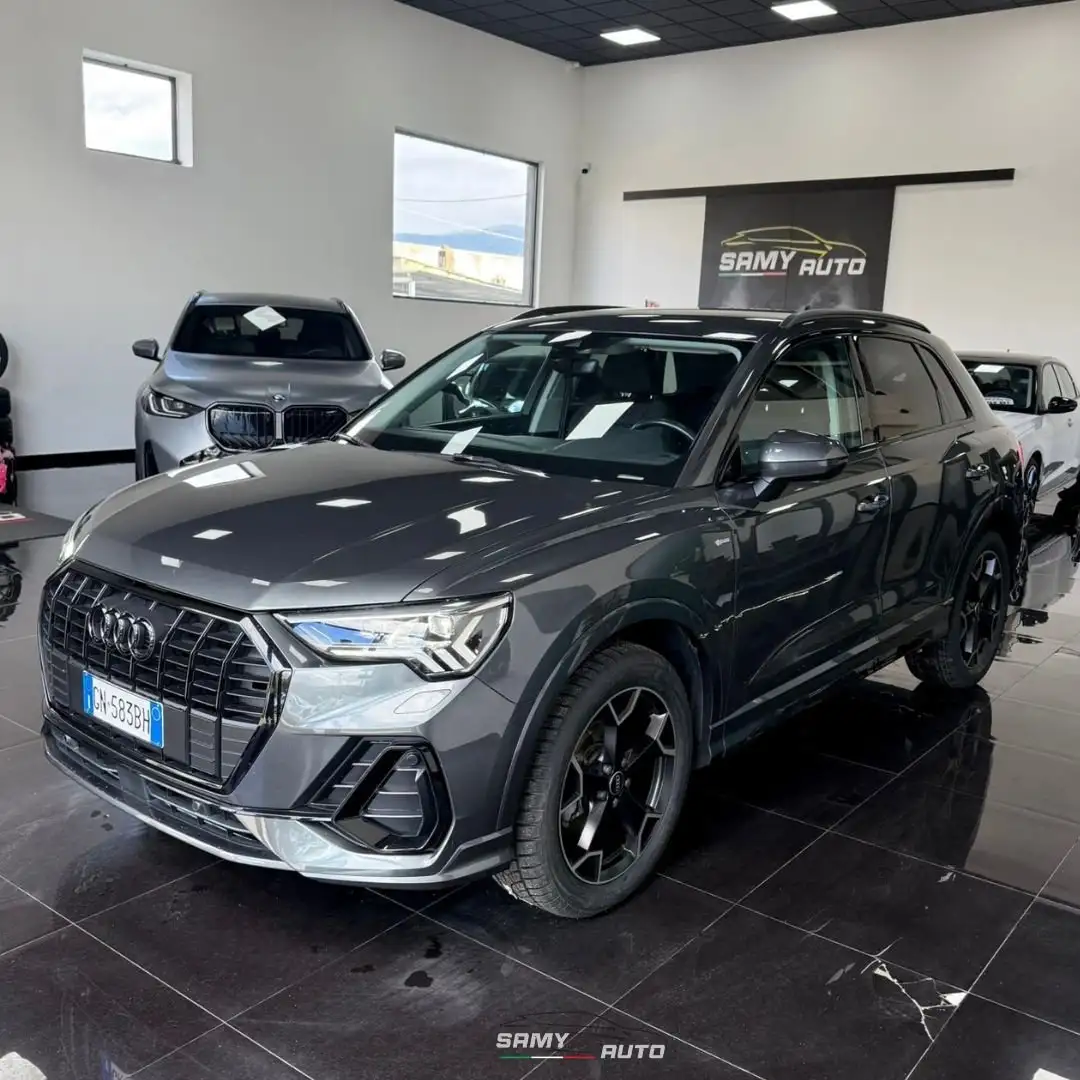 Audi Q3 35 2.0 tdi S line edition s-tronic Grijs - 2