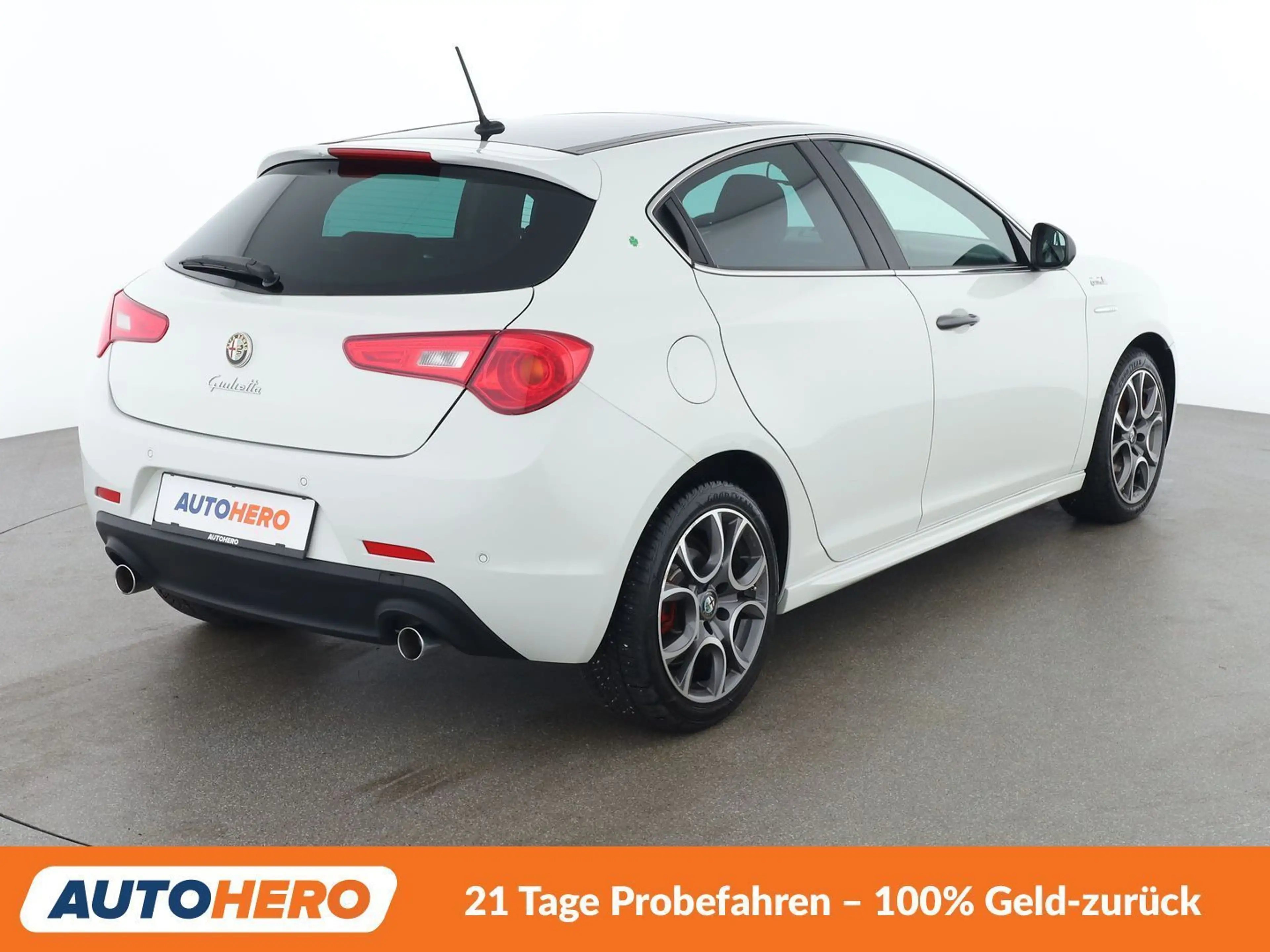 Alfa Romeo Giulietta 2.0 JTDM Exclusive — photo 6