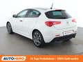 Alfa Romeo Giulietta 2.0 JTDM Exclusive Weiß - thumbnail 4
